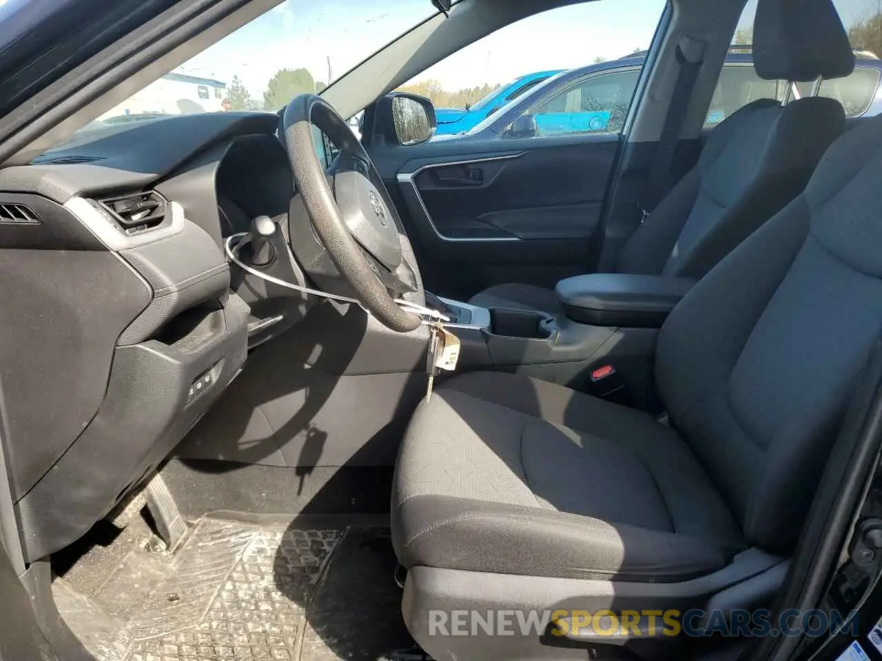 7 Photograph of a damaged car 2T3B1RFV4NC310931 TOYOTA RAV4 2022