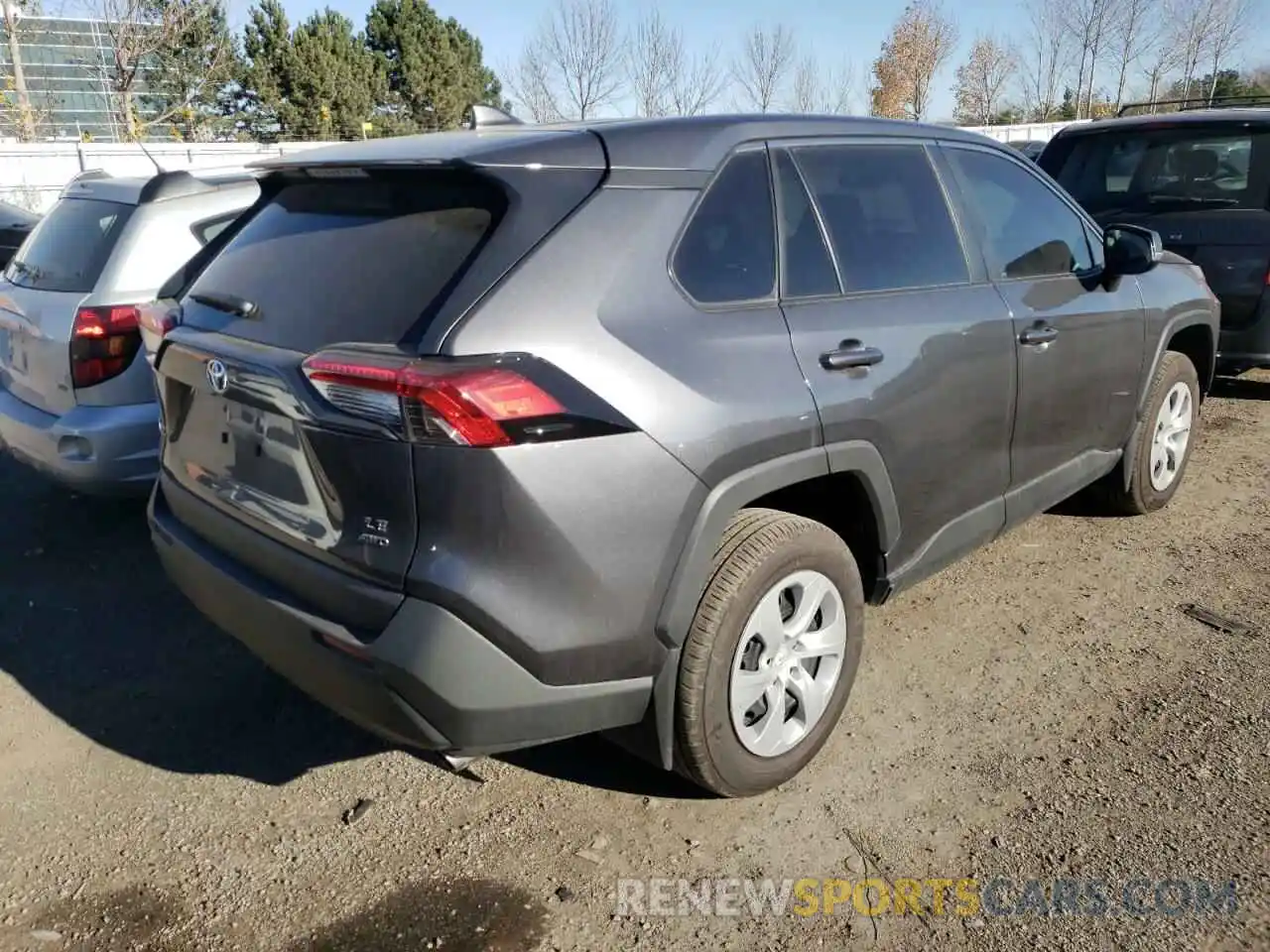 4 Photograph of a damaged car 2T3B1RFV7NC296703 TOYOTA RAV4 2022