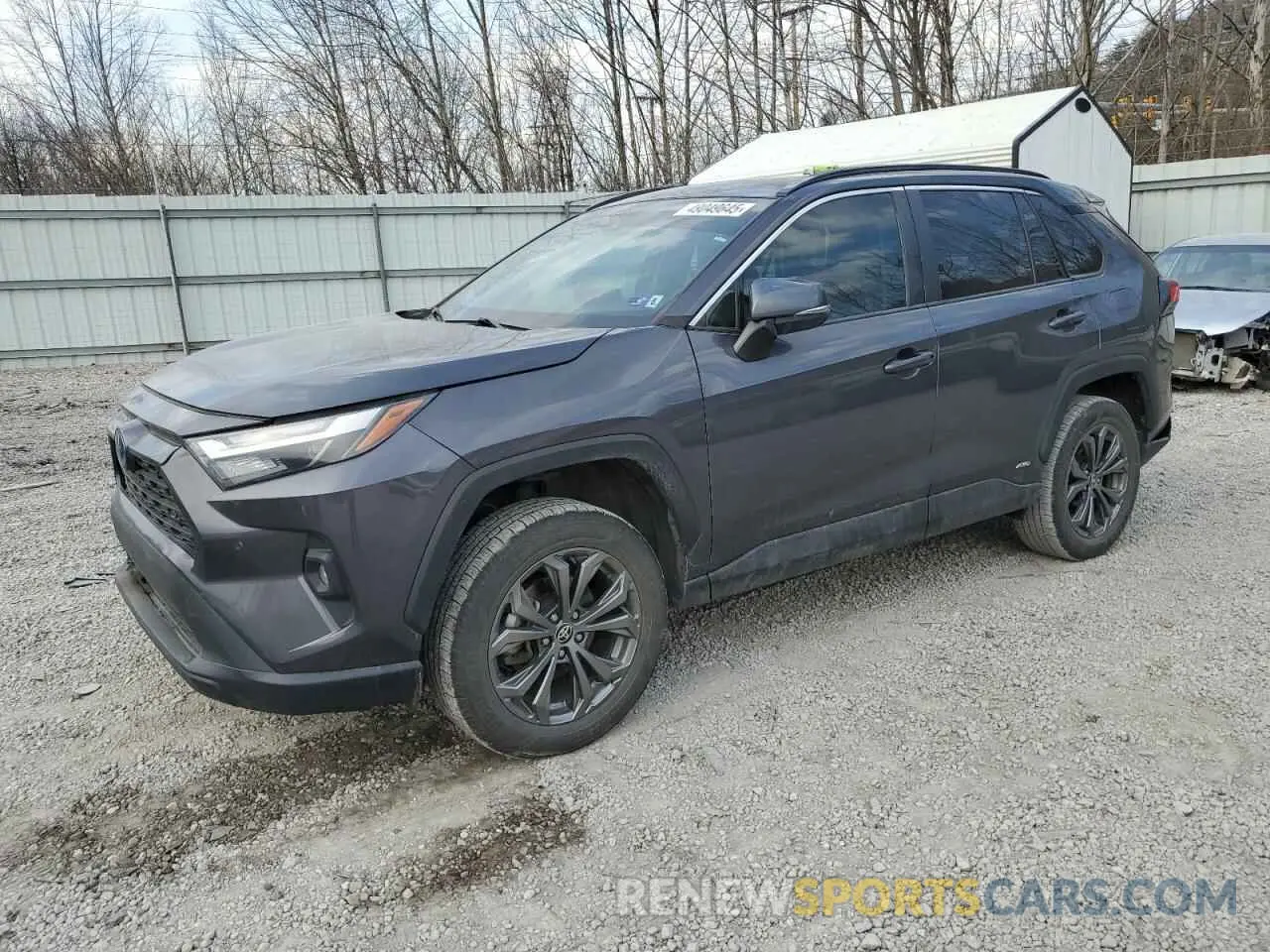 1 Photograph of a damaged car 2T3B6RFV3NW030286 TOYOTA RAV4 2022