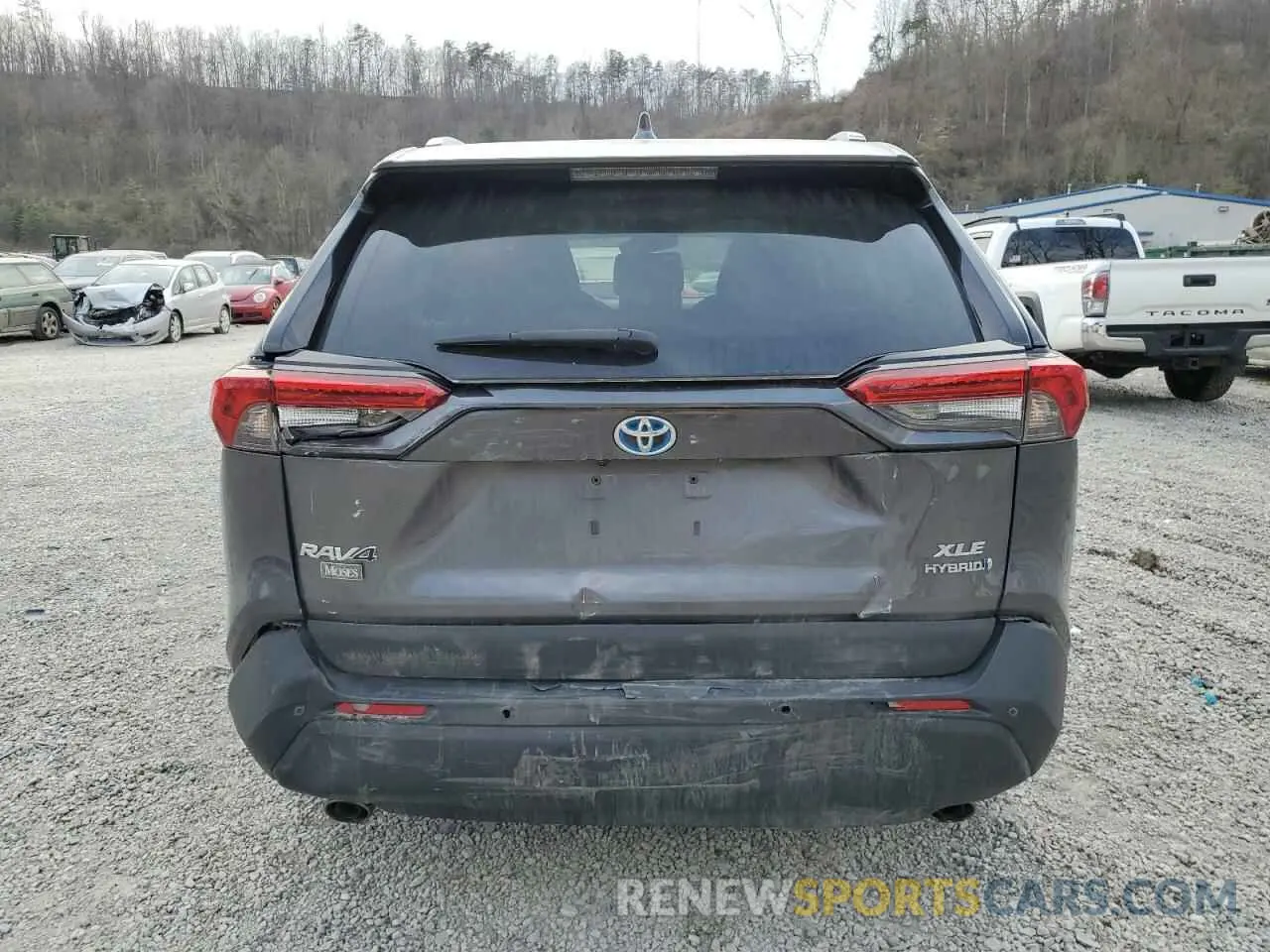 6 Photograph of a damaged car 2T3B6RFV3NW030286 TOYOTA RAV4 2022