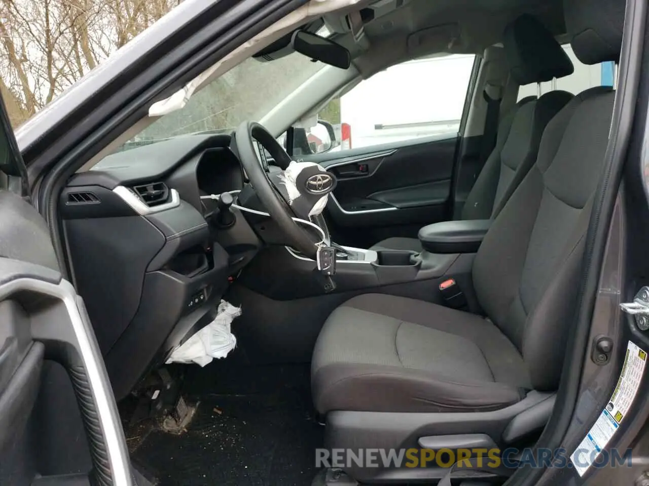 7 Photograph of a damaged car 2T3BWRFV0NW144472 TOYOTA RAV4 2022