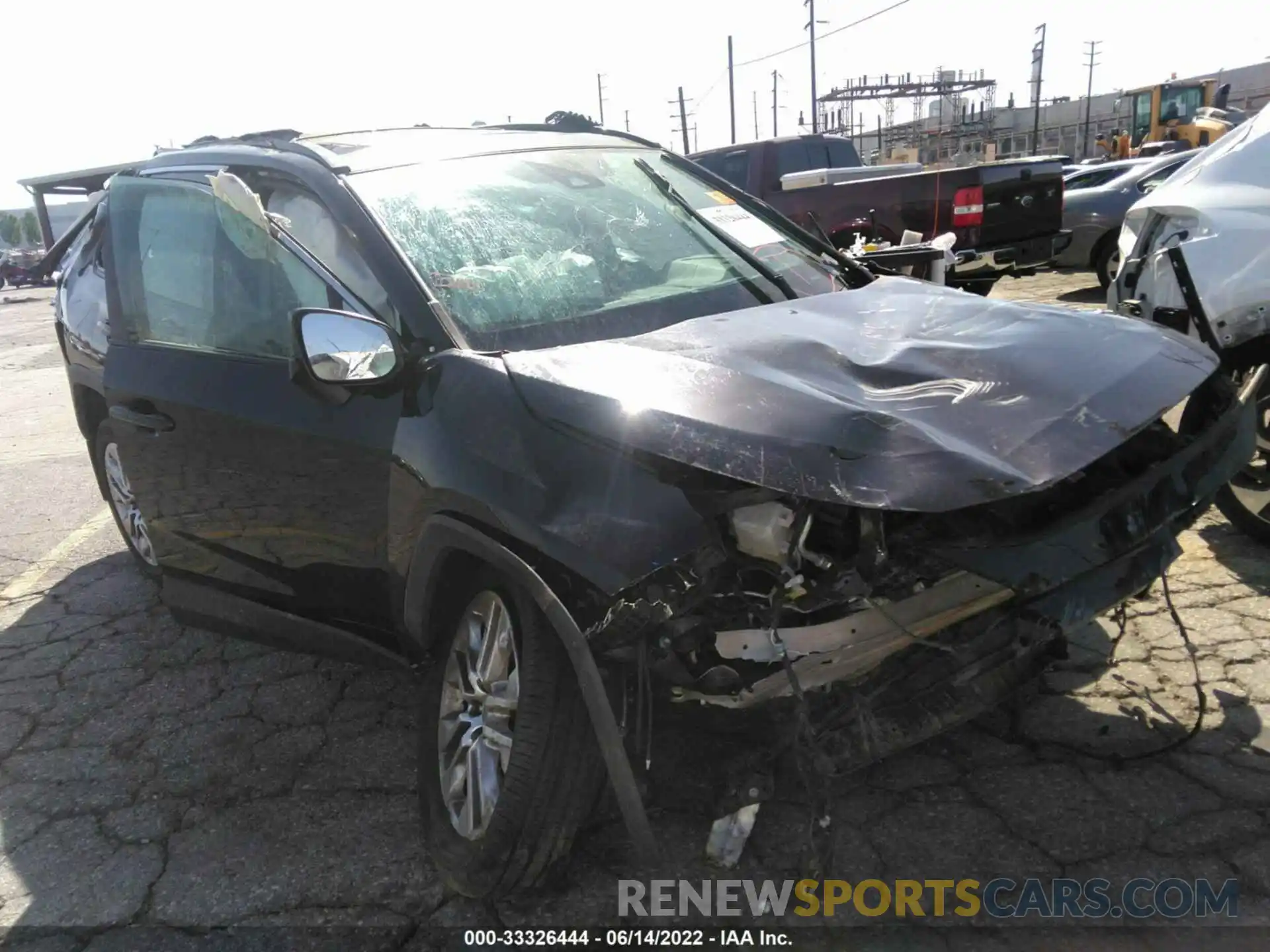 1 Photograph of a damaged car 2T3C1RFV0NC179422 TOYOTA RAV4 2022