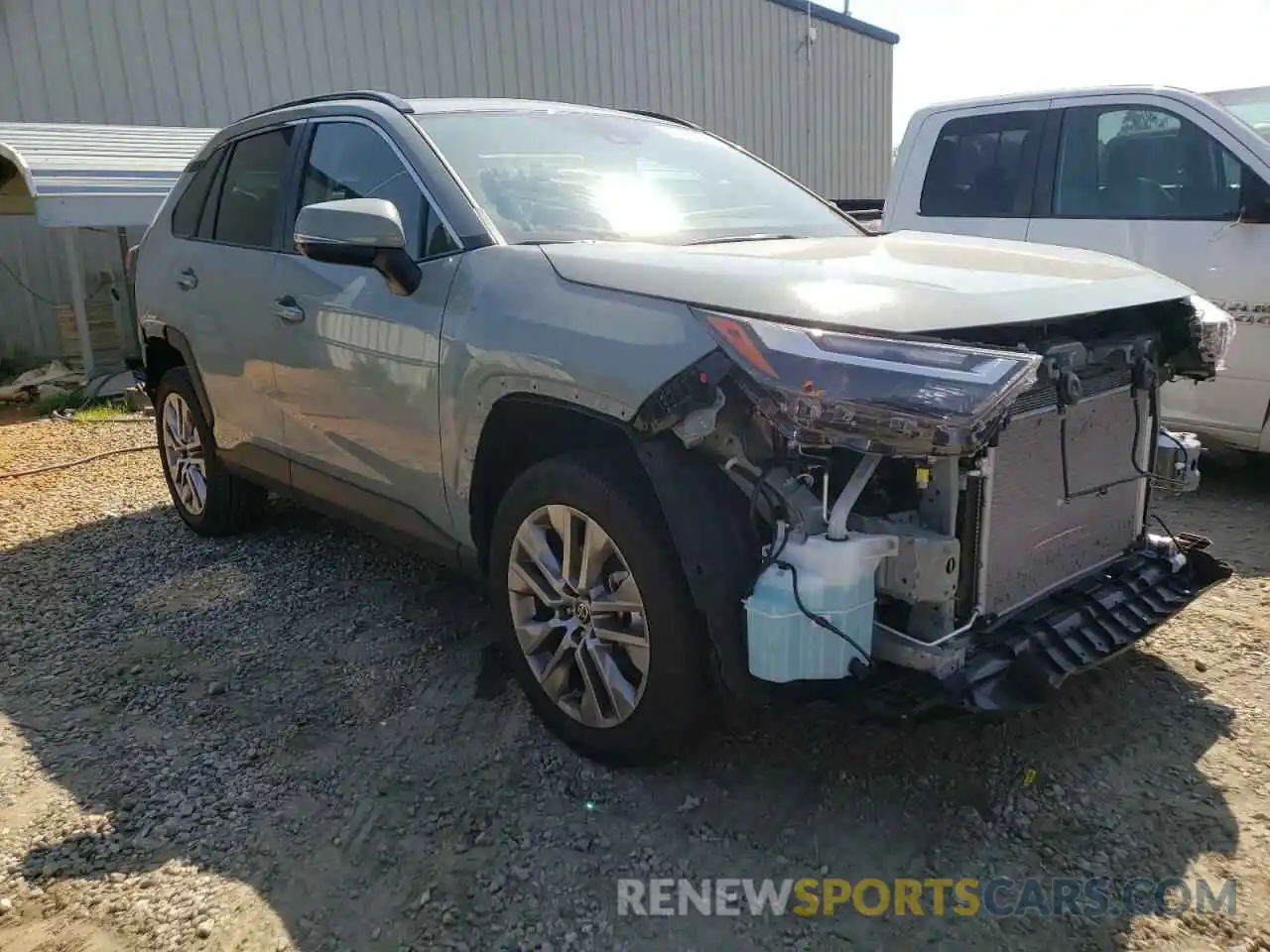 1 Photograph of a damaged car 2T3C1RFV0NW191844 TOYOTA RAV4 2022