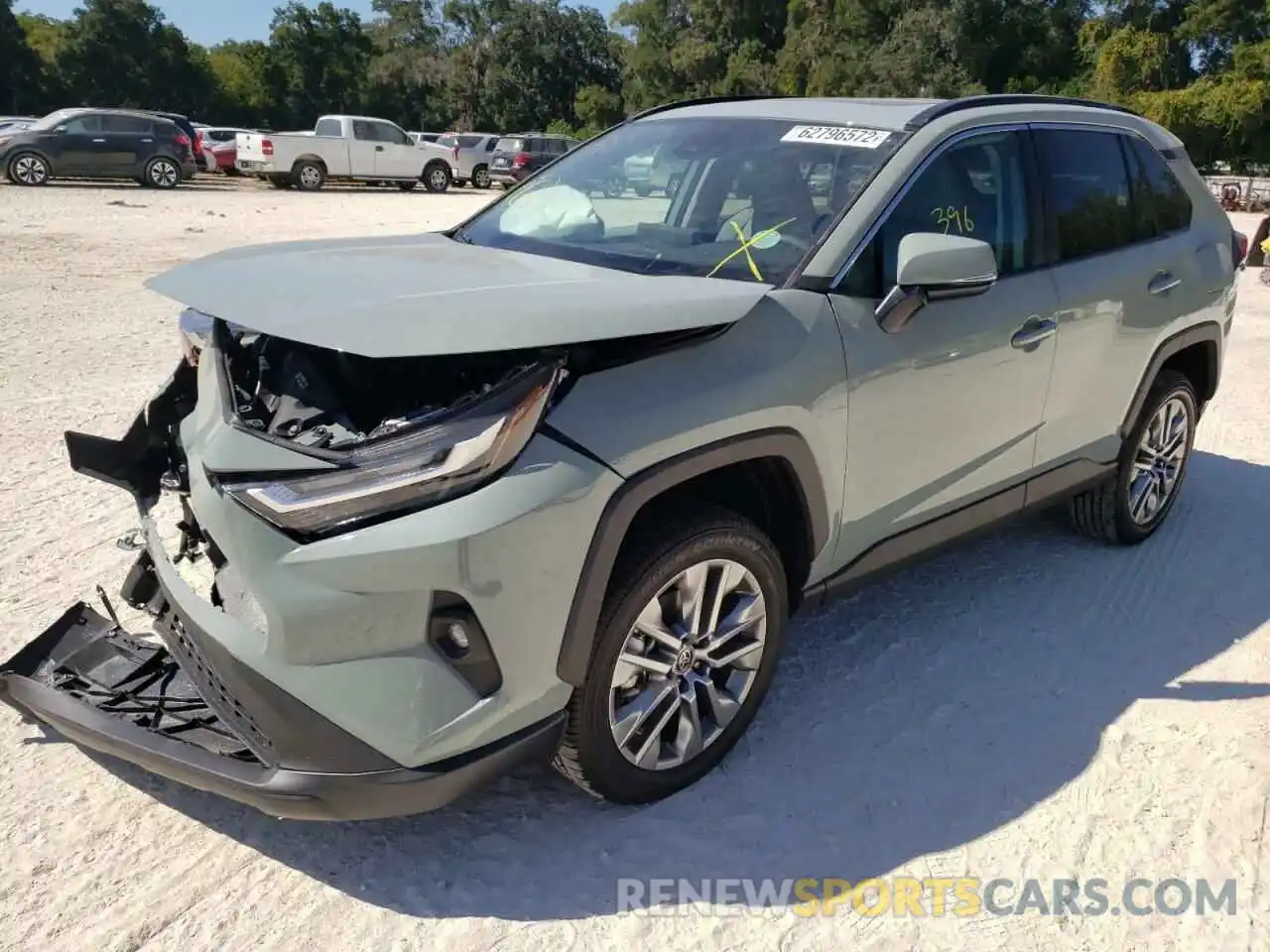 2 Photograph of a damaged car 2T3C1RFV0NW227080 TOYOTA RAV4 2022