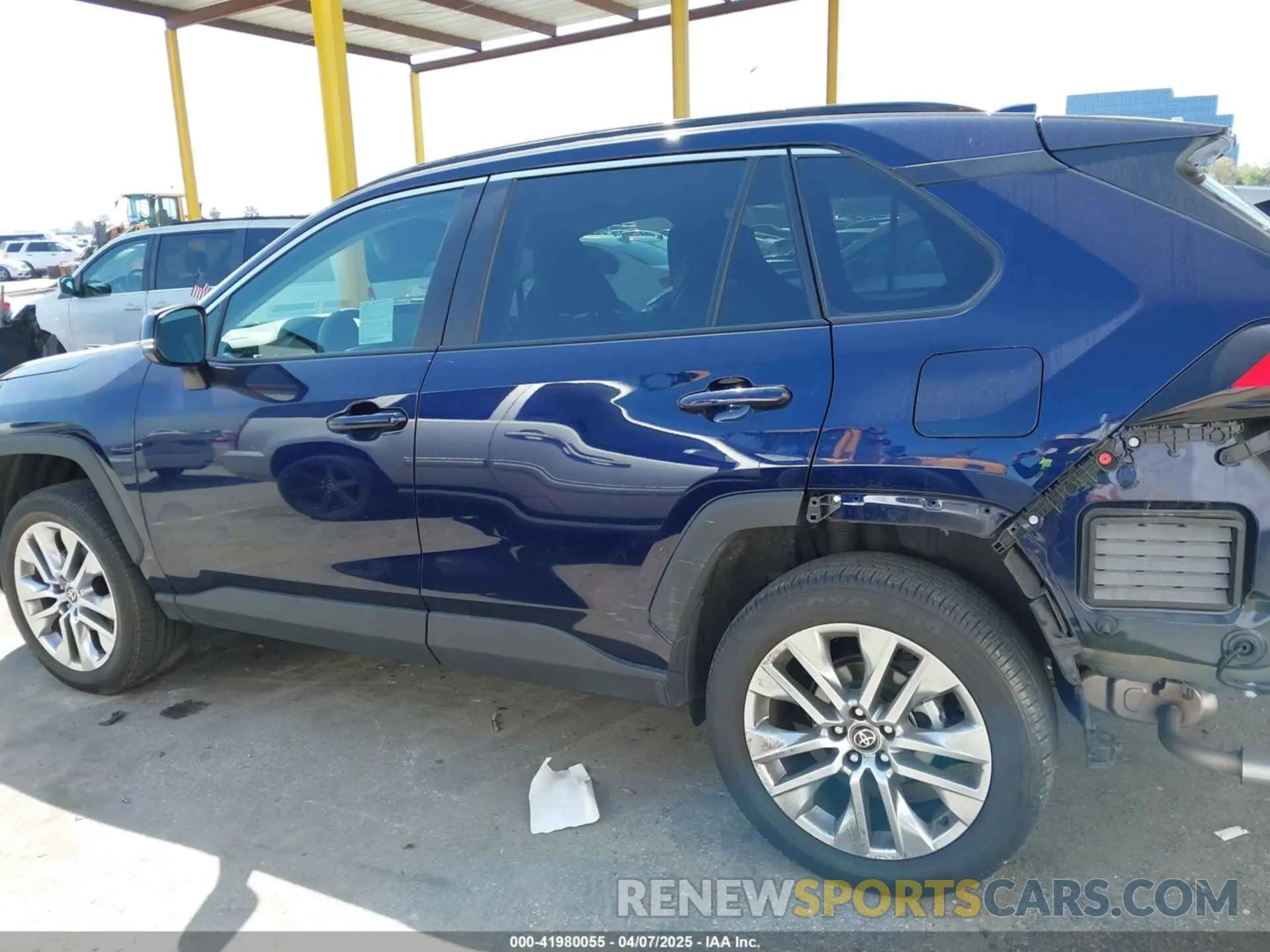 14 Photograph of a damaged car 2T3C1RFV1NW202494 TOYOTA RAV4 2022