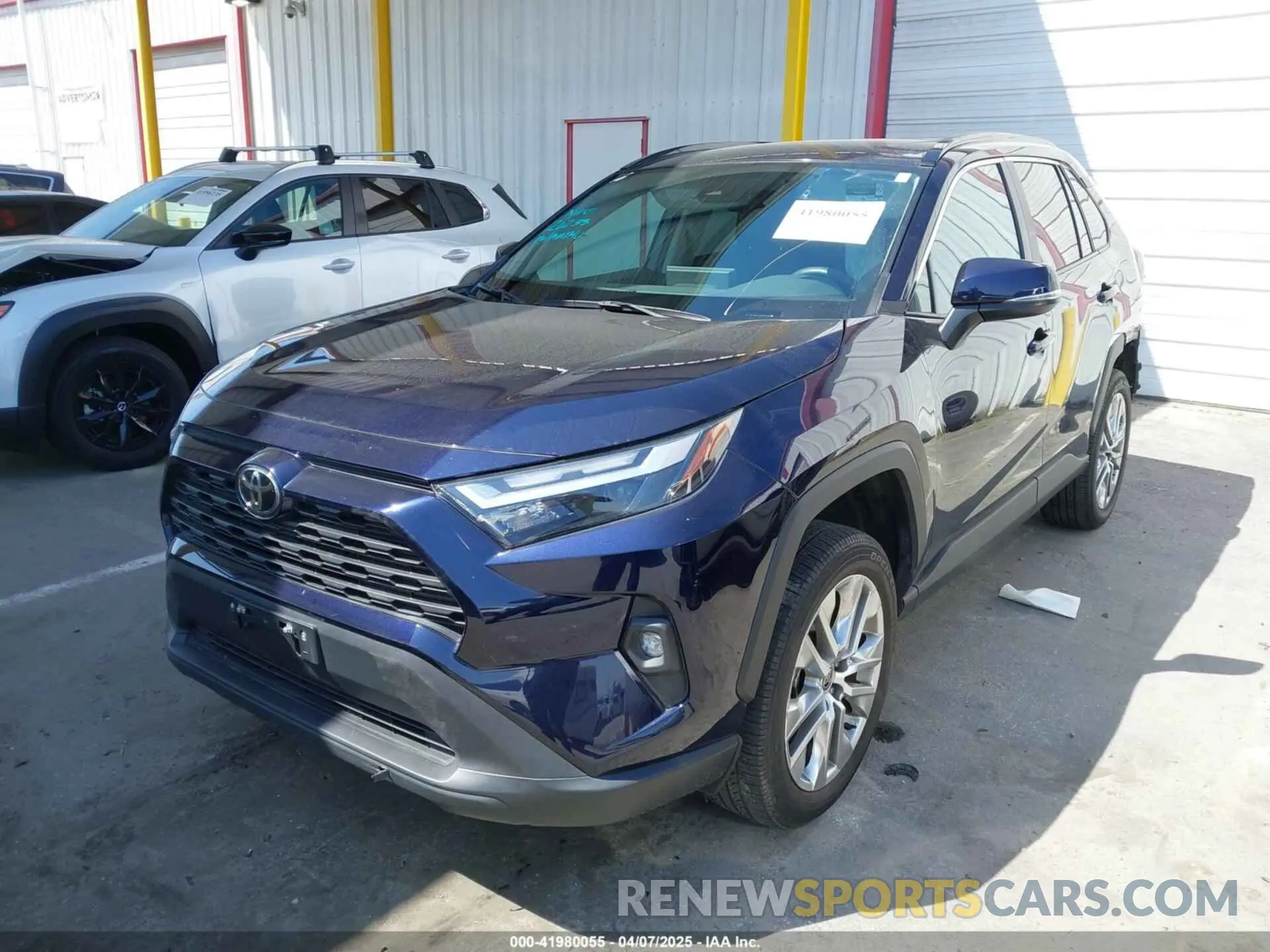 2 Photograph of a damaged car 2T3C1RFV1NW202494 TOYOTA RAV4 2022