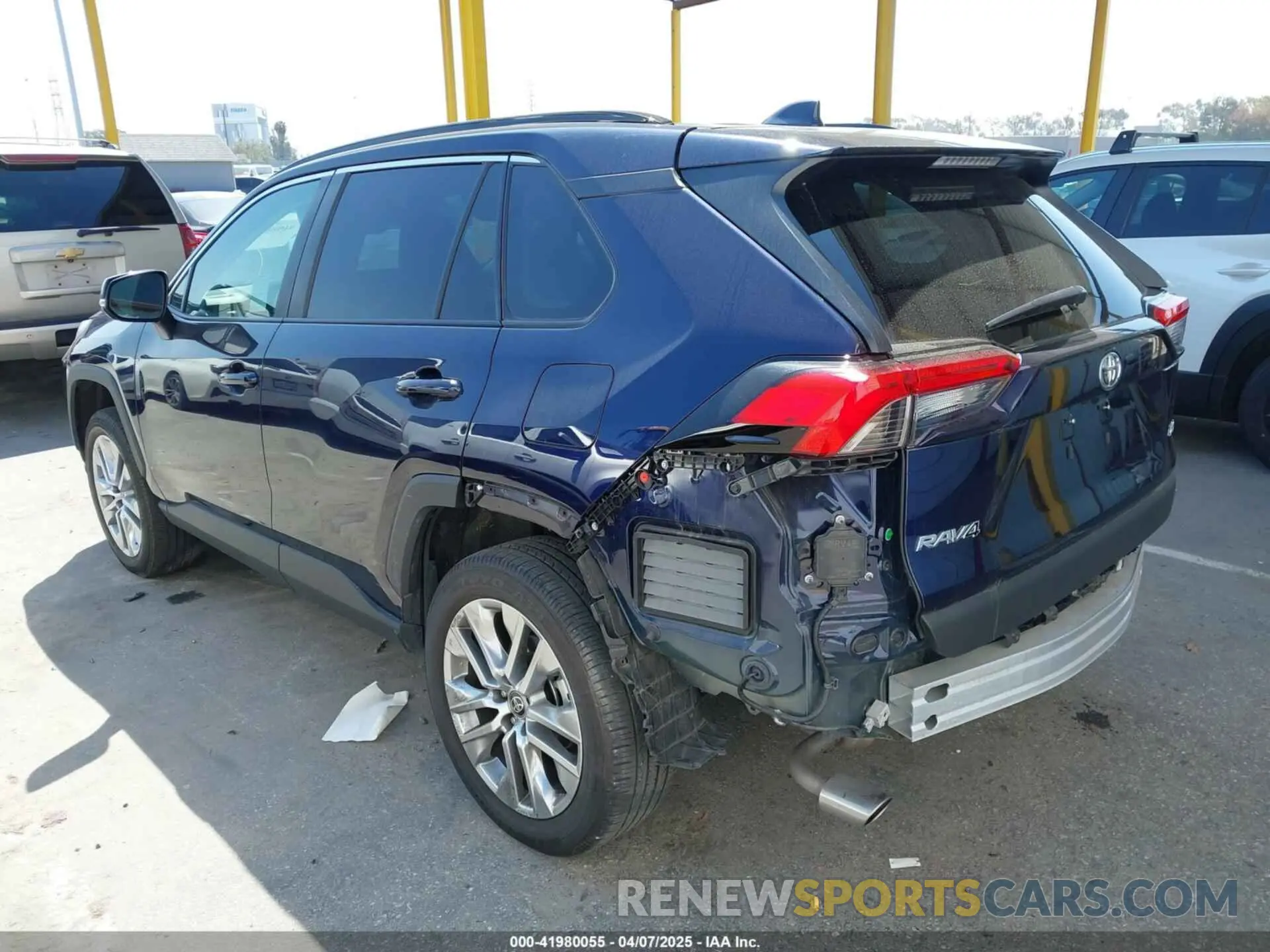3 Photograph of a damaged car 2T3C1RFV1NW202494 TOYOTA RAV4 2022