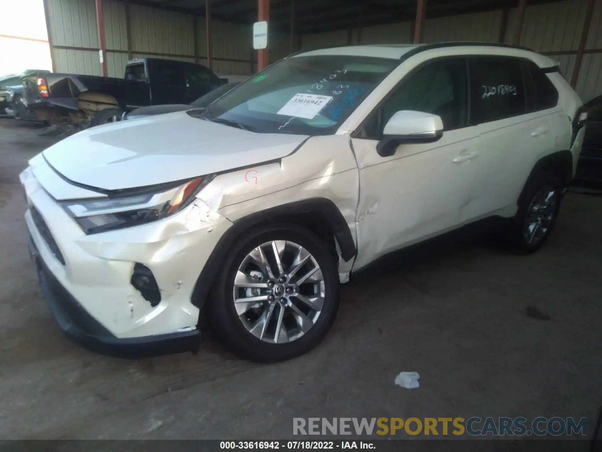 2 Photograph of a damaged car 2T3C1RFV1NW207419 TOYOTA RAV4 2022