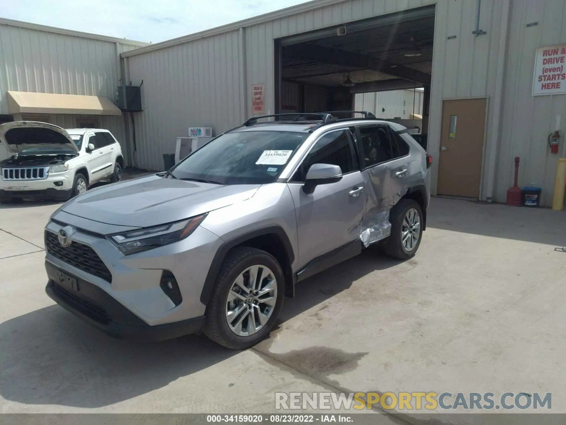 2 Photograph of a damaged car 2T3C1RFV2NC191555 TOYOTA RAV4 2022