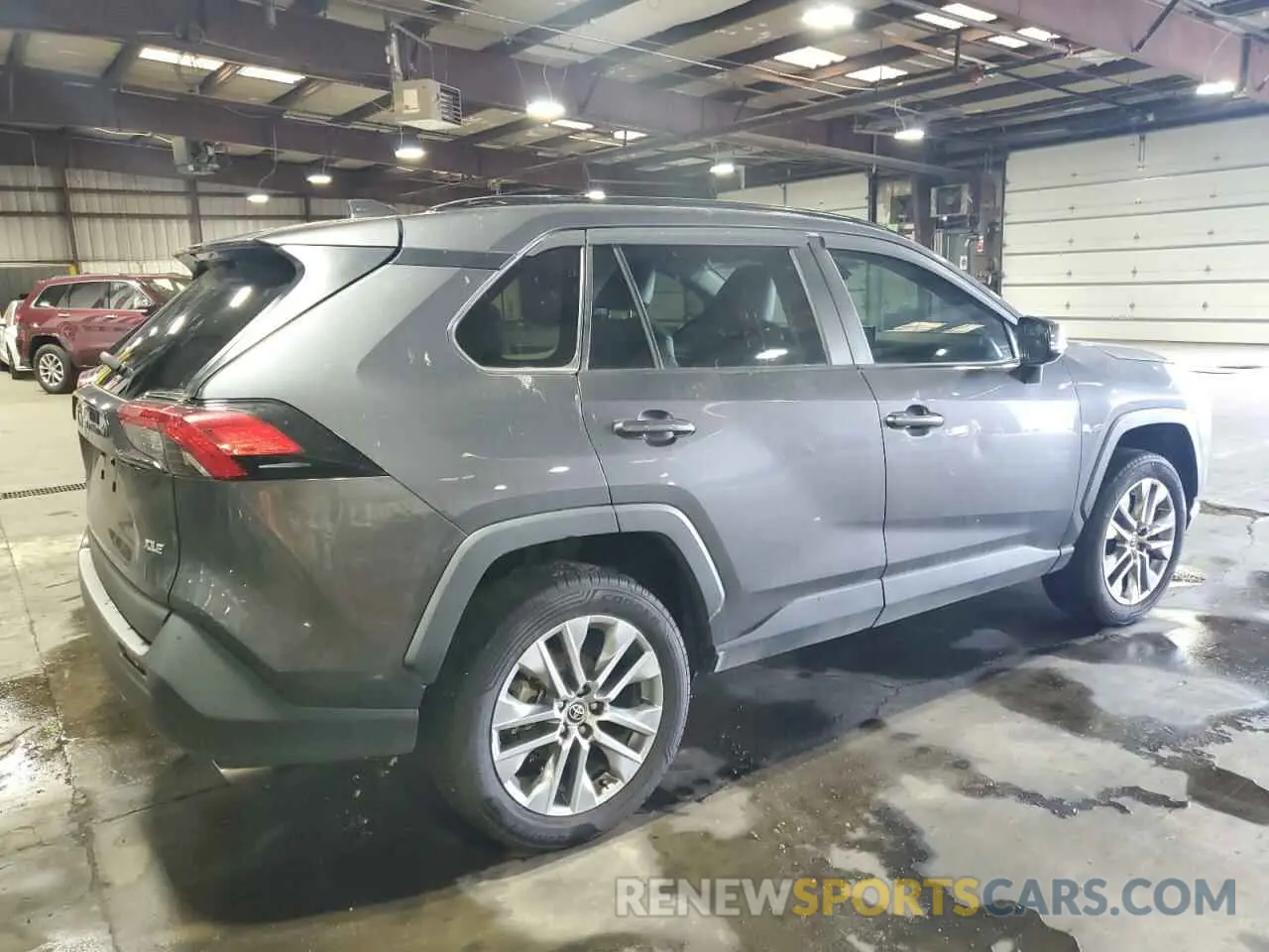 3 Photograph of a damaged car 2T3C1RFV3NC189846 TOYOTA RAV4 2022