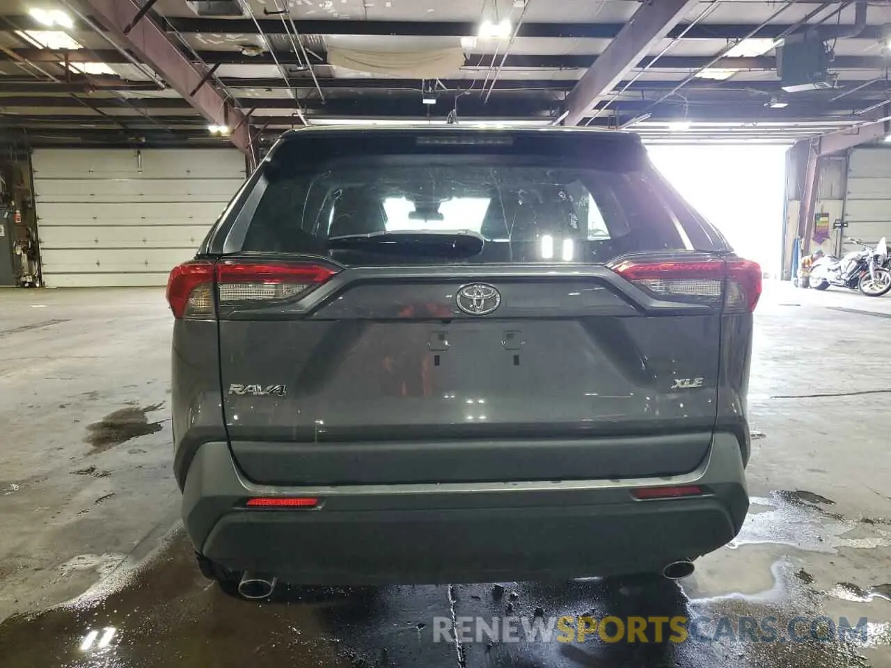 6 Photograph of a damaged car 2T3C1RFV3NC189846 TOYOTA RAV4 2022