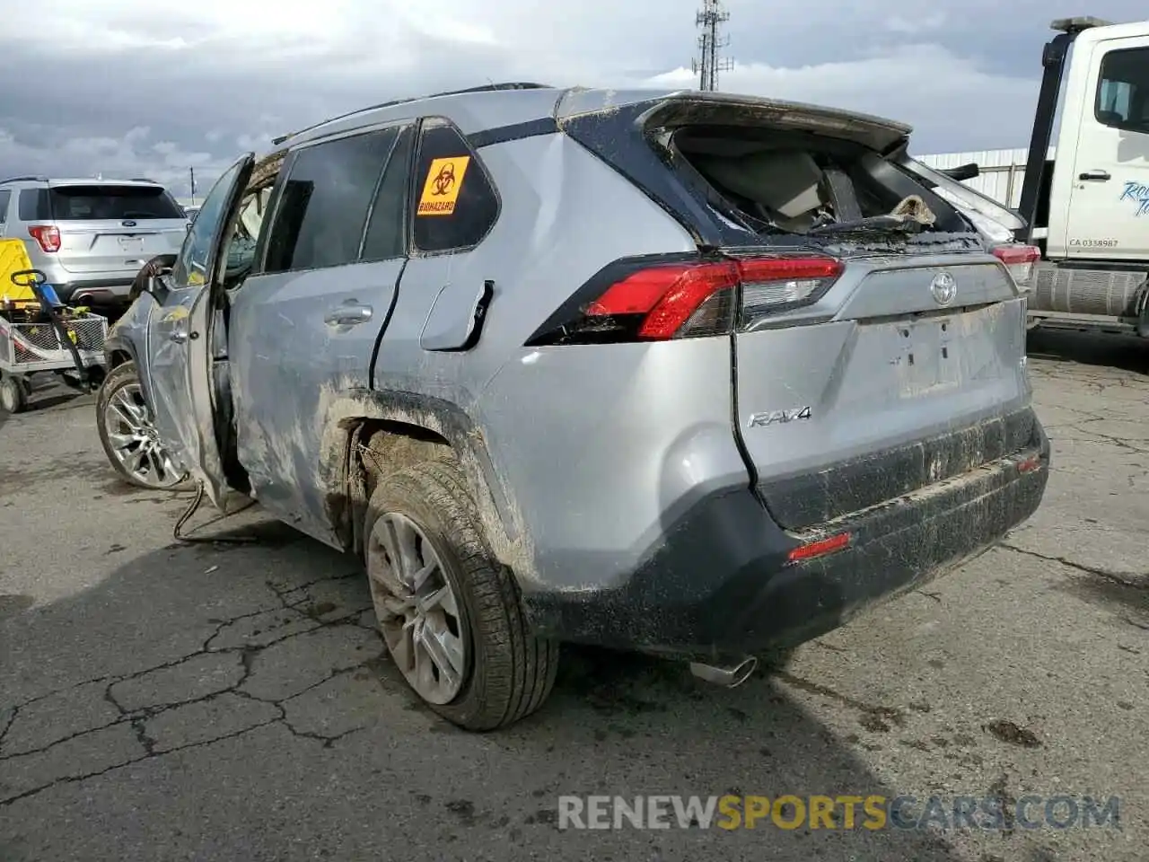 3 Photograph of a damaged car 2T3C1RFV3NC194531 TOYOTA RAV4 2022