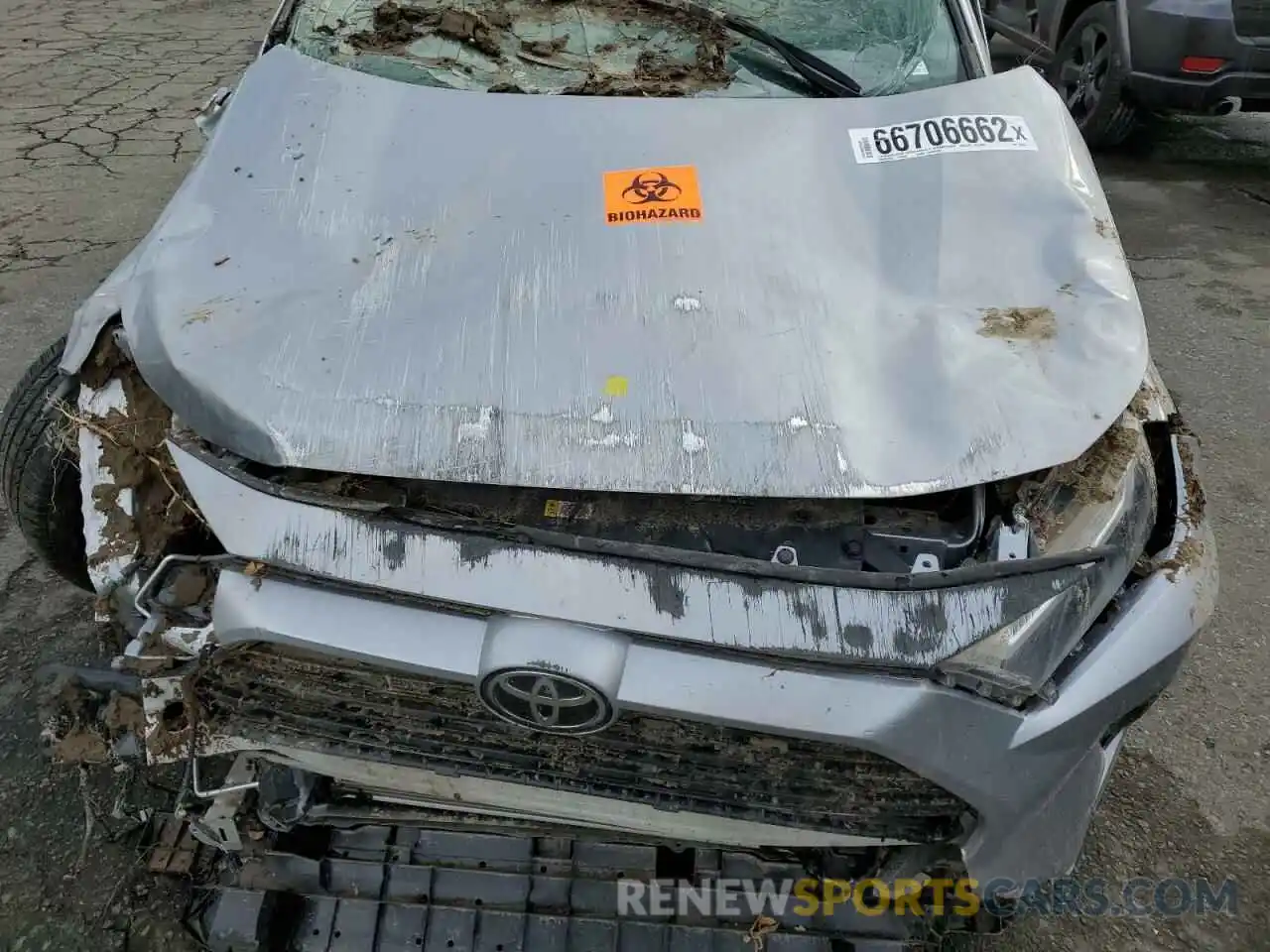 7 Photograph of a damaged car 2T3C1RFV3NC194531 TOYOTA RAV4 2022