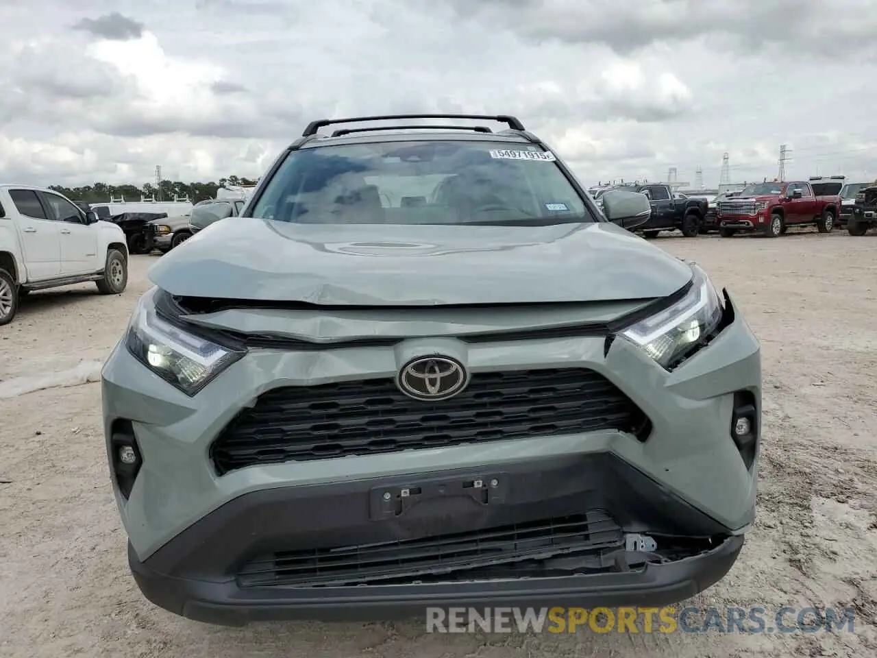 5 Photograph of a damaged car 2T3C1RFV3NW194883 TOYOTA RAV4 2022