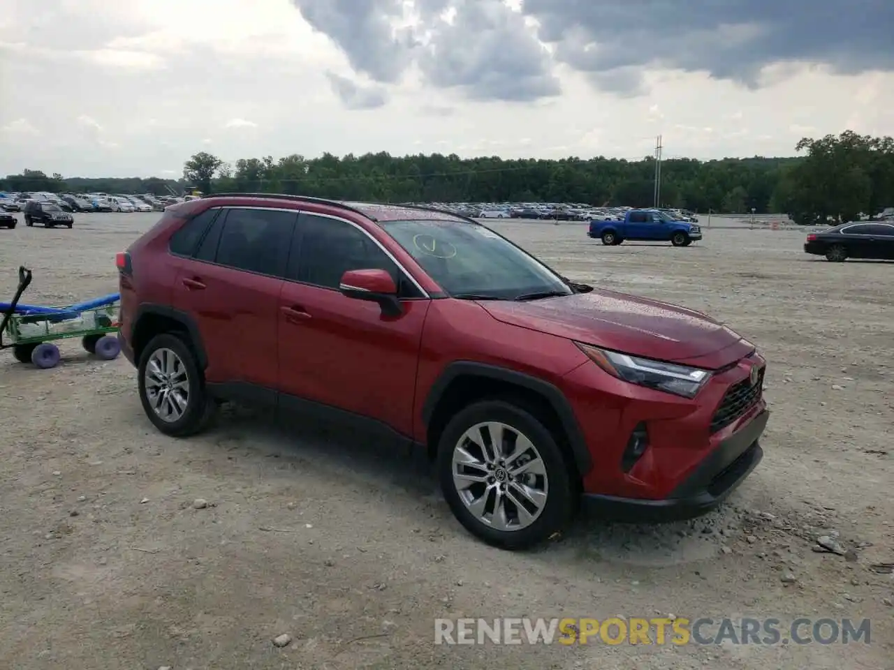 1 Photograph of a damaged car 2T3C1RFV3NW203758 TOYOTA RAV4 2022