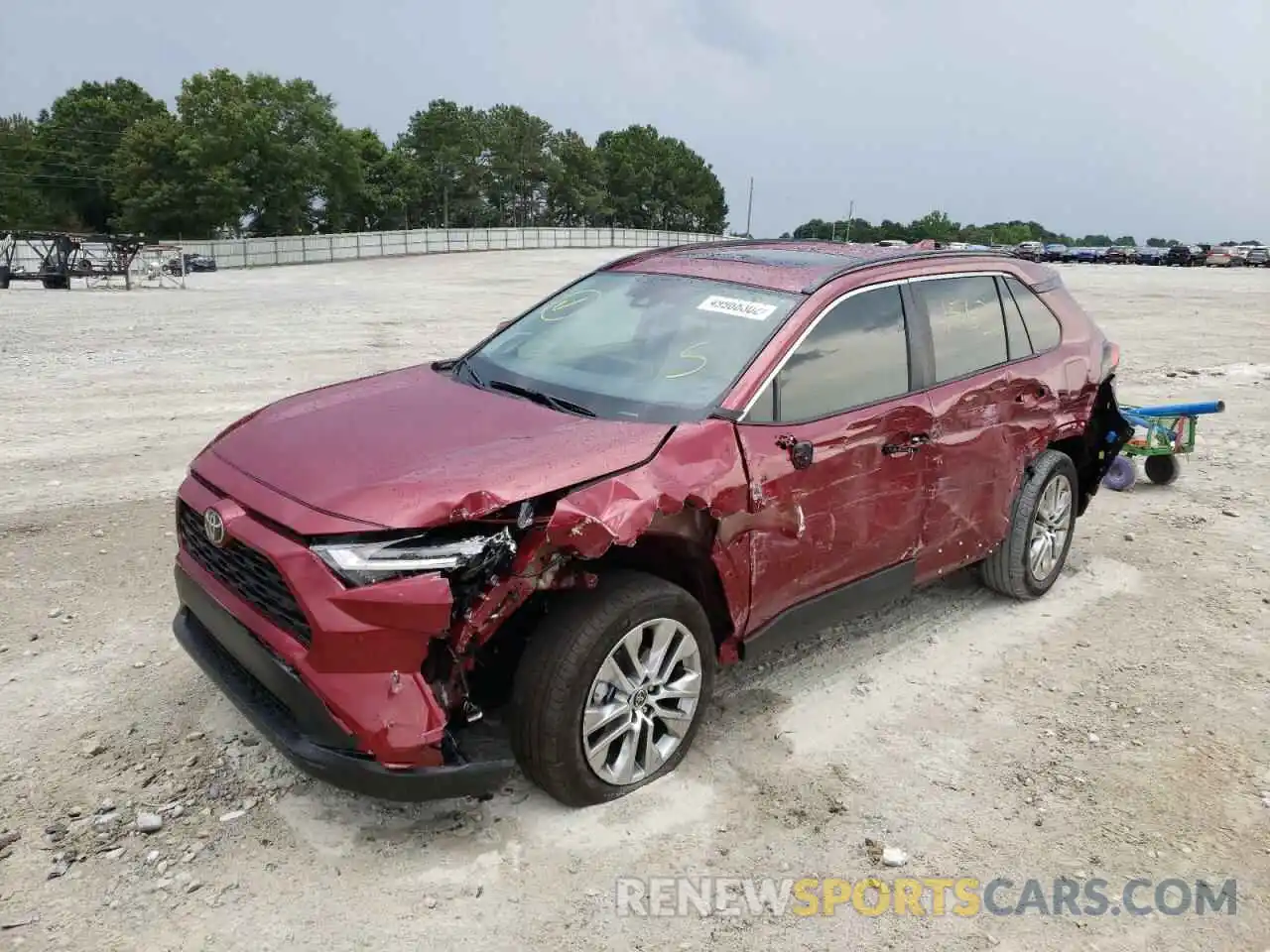 2 Photograph of a damaged car 2T3C1RFV3NW203758 TOYOTA RAV4 2022