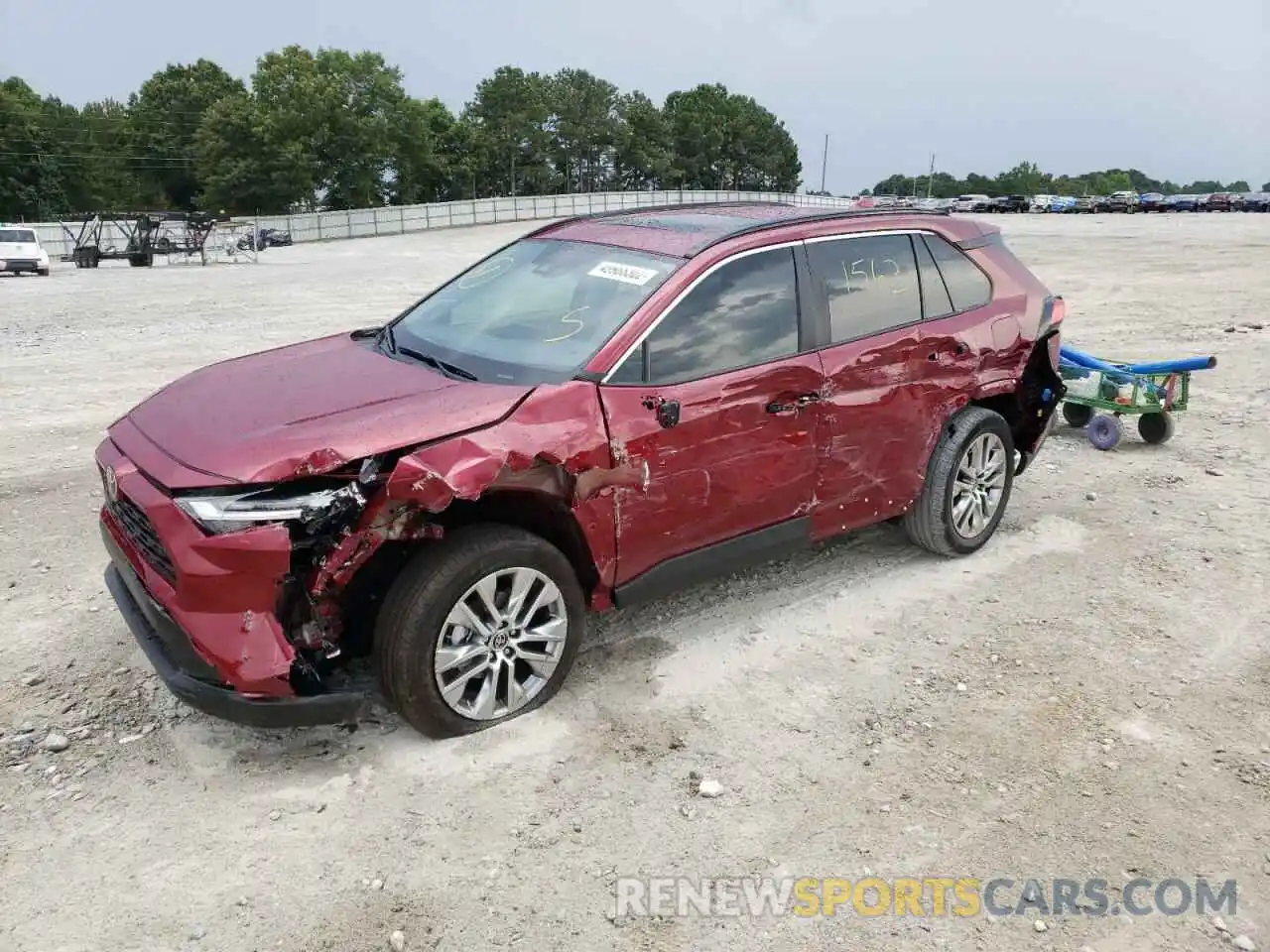 9 Photograph of a damaged car 2T3C1RFV3NW203758 TOYOTA RAV4 2022