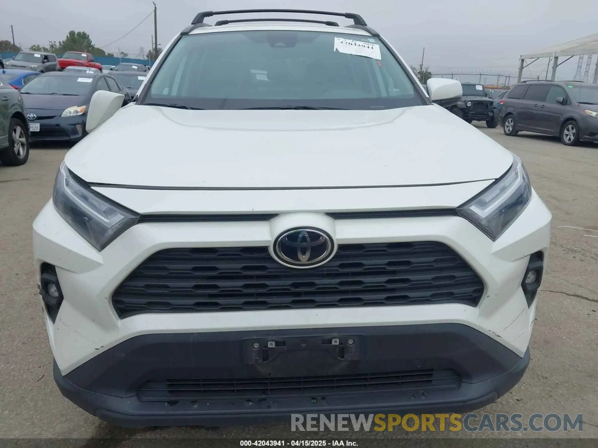 12 Photograph of a damaged car 2T3C1RFV3NW231009 TOYOTA RAV4 2022