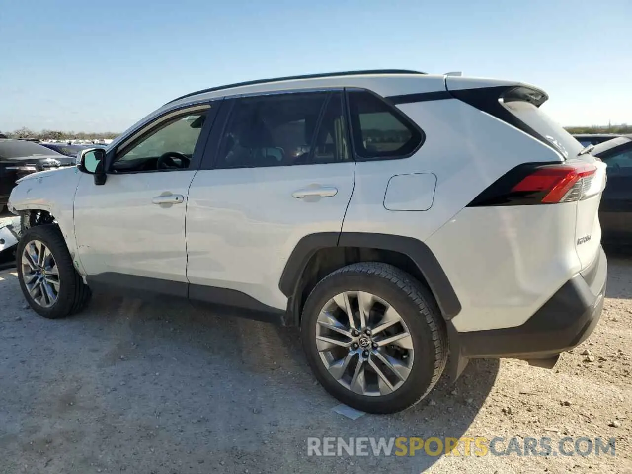 2 Photograph of a damaged car 2T3C1RFV4NW213537 TOYOTA RAV4 2022