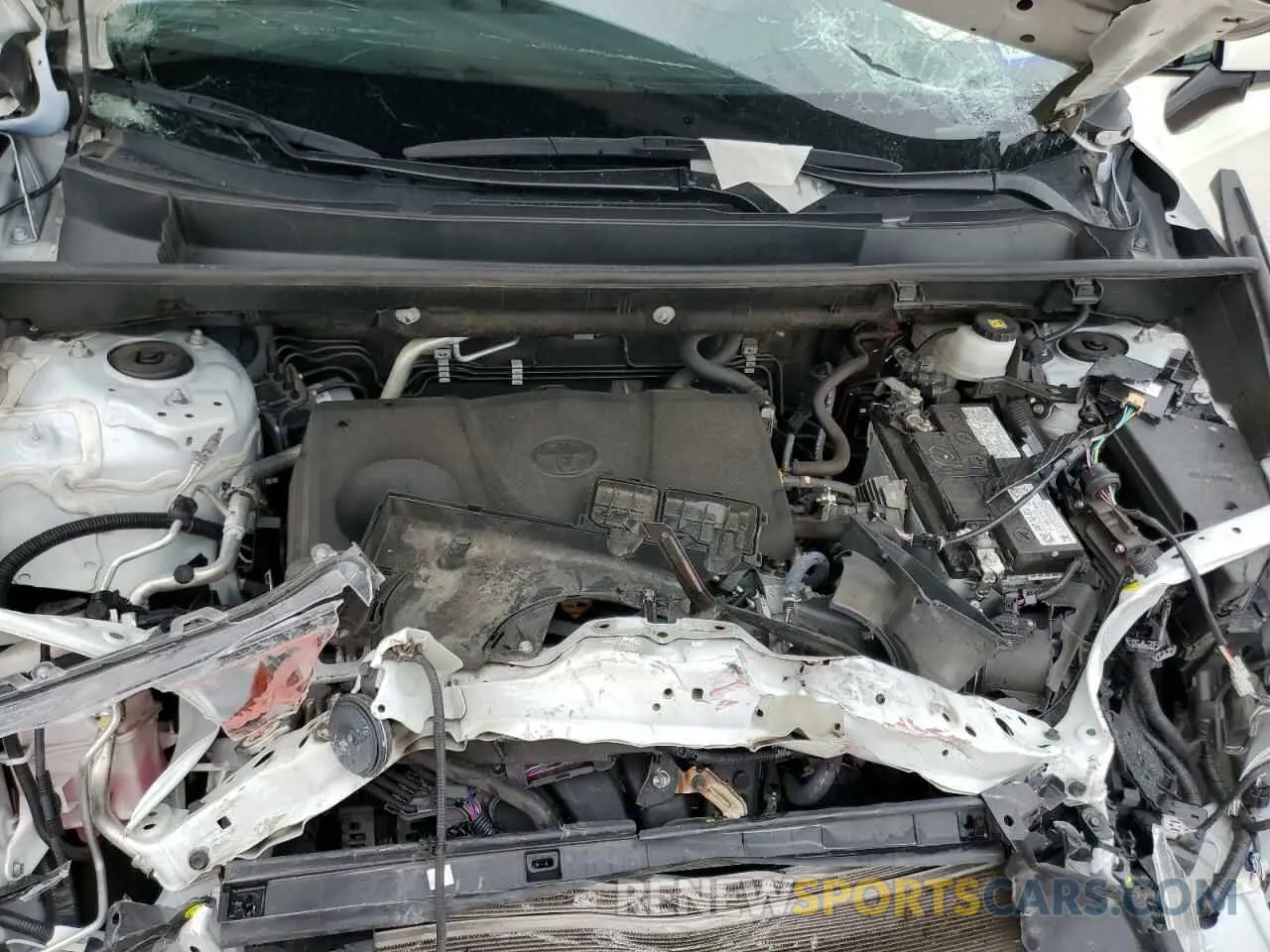 12 Photograph of a damaged car 2T3C1RFV4NW231391 TOYOTA RAV4 2022