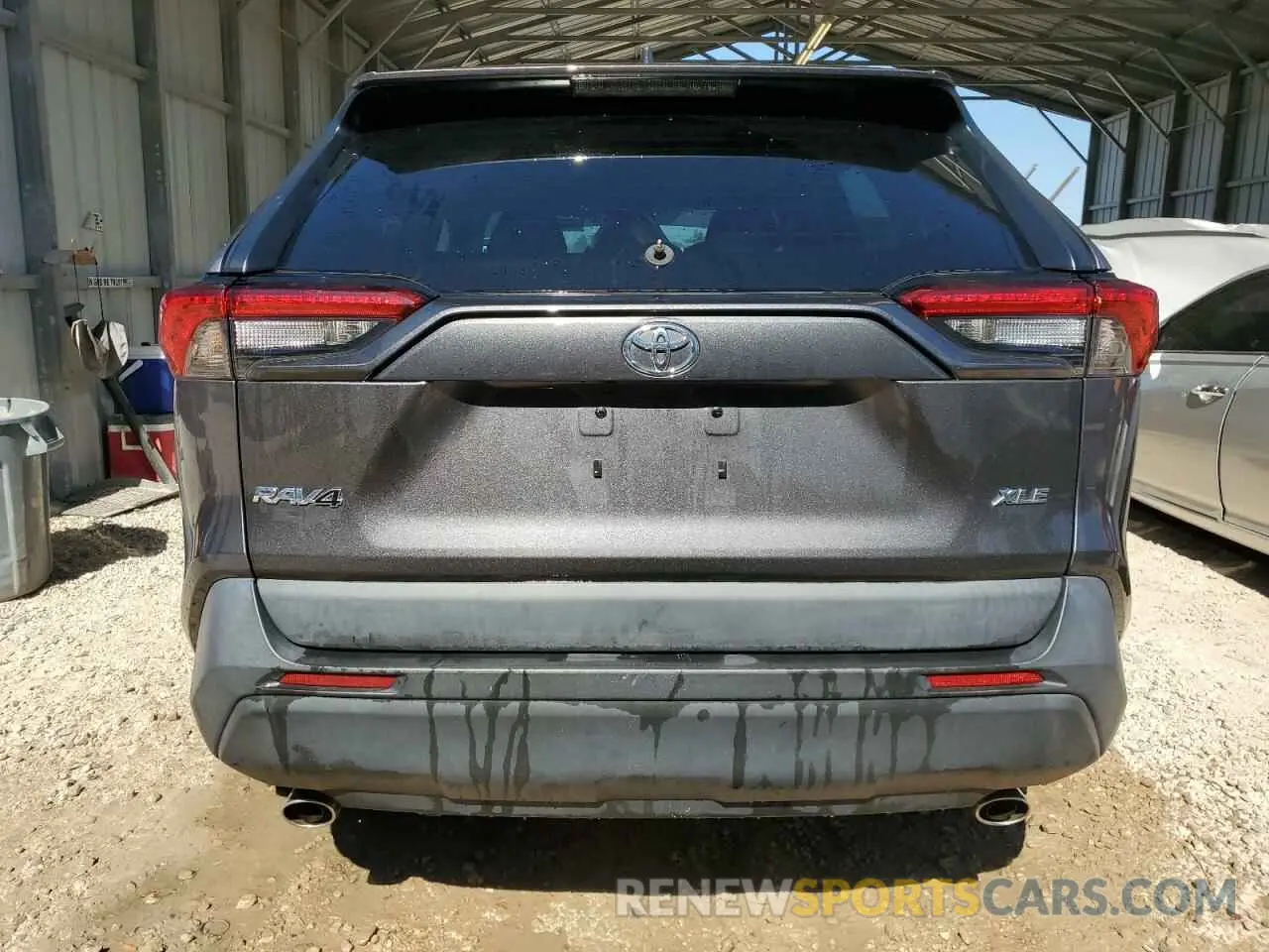 6 Photograph of a damaged car 2T3C1RFV5NC195096 TOYOTA RAV4 2022