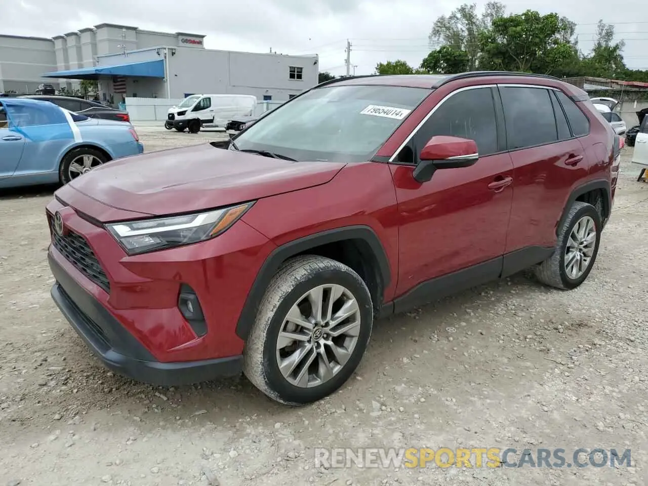 1 Photograph of a damaged car 2T3C1RFV5NW187577 TOYOTA RAV4 2022