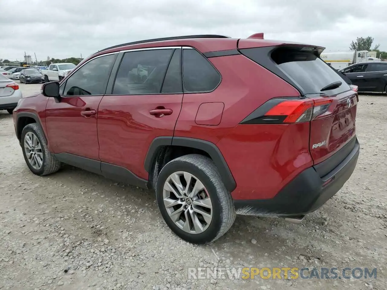 2 Photograph of a damaged car 2T3C1RFV5NW187577 TOYOTA RAV4 2022