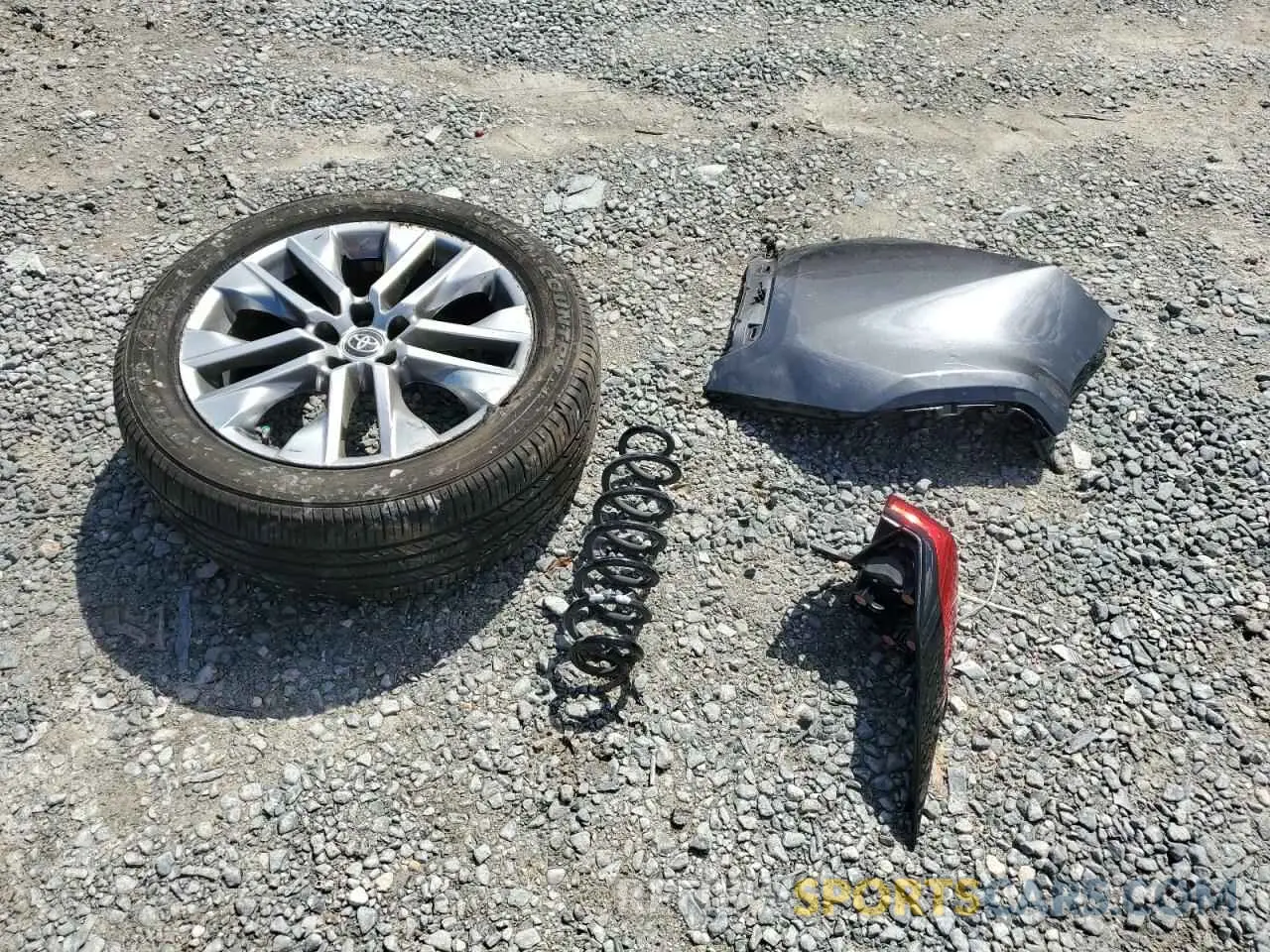 13 Photograph of a damaged car 2T3C1RFV6NC192191 TOYOTA RAV4 2022