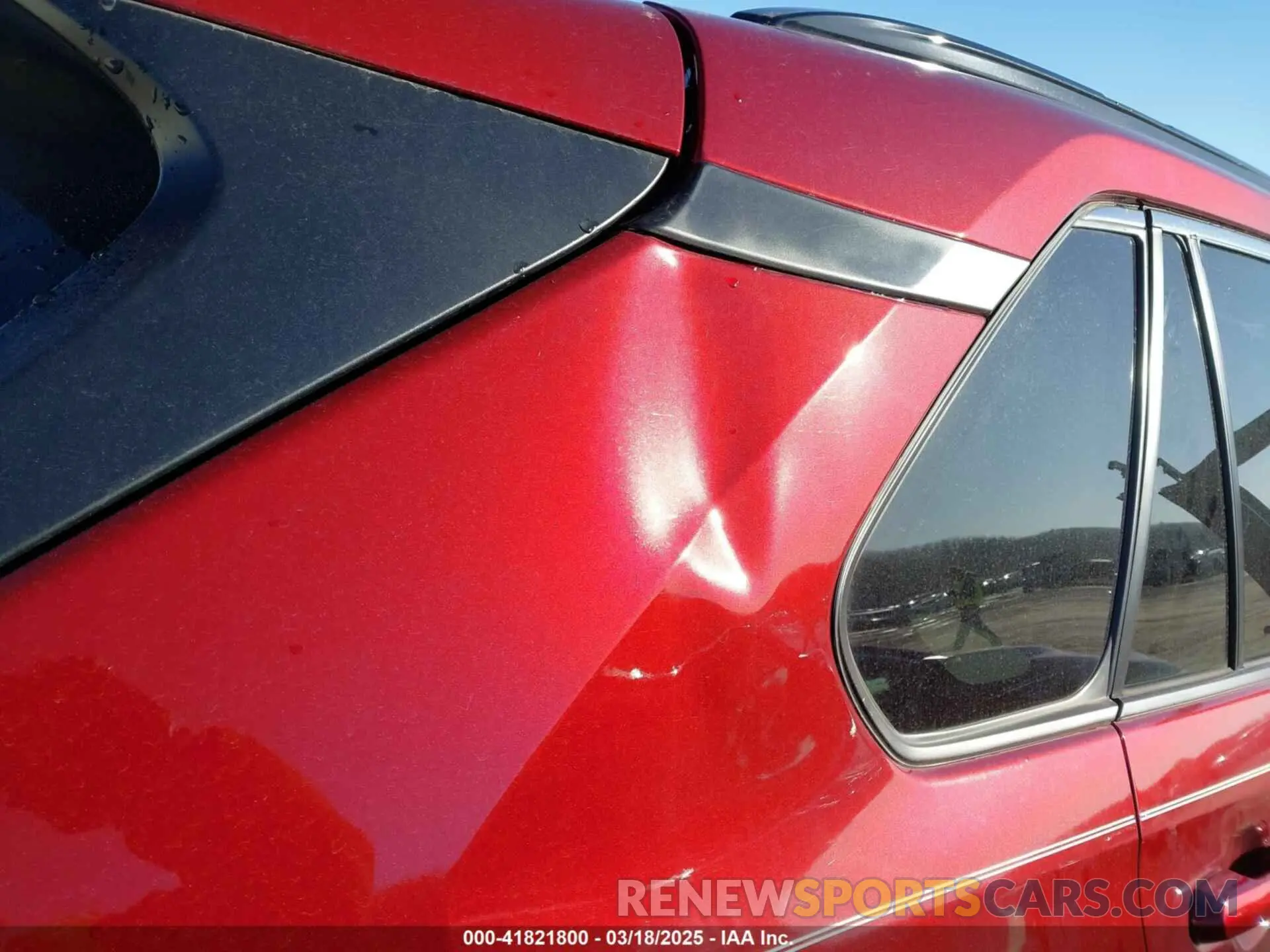 21 Photograph of a damaged car 2T3C1RFV6NW231375 TOYOTA RAV4 2022