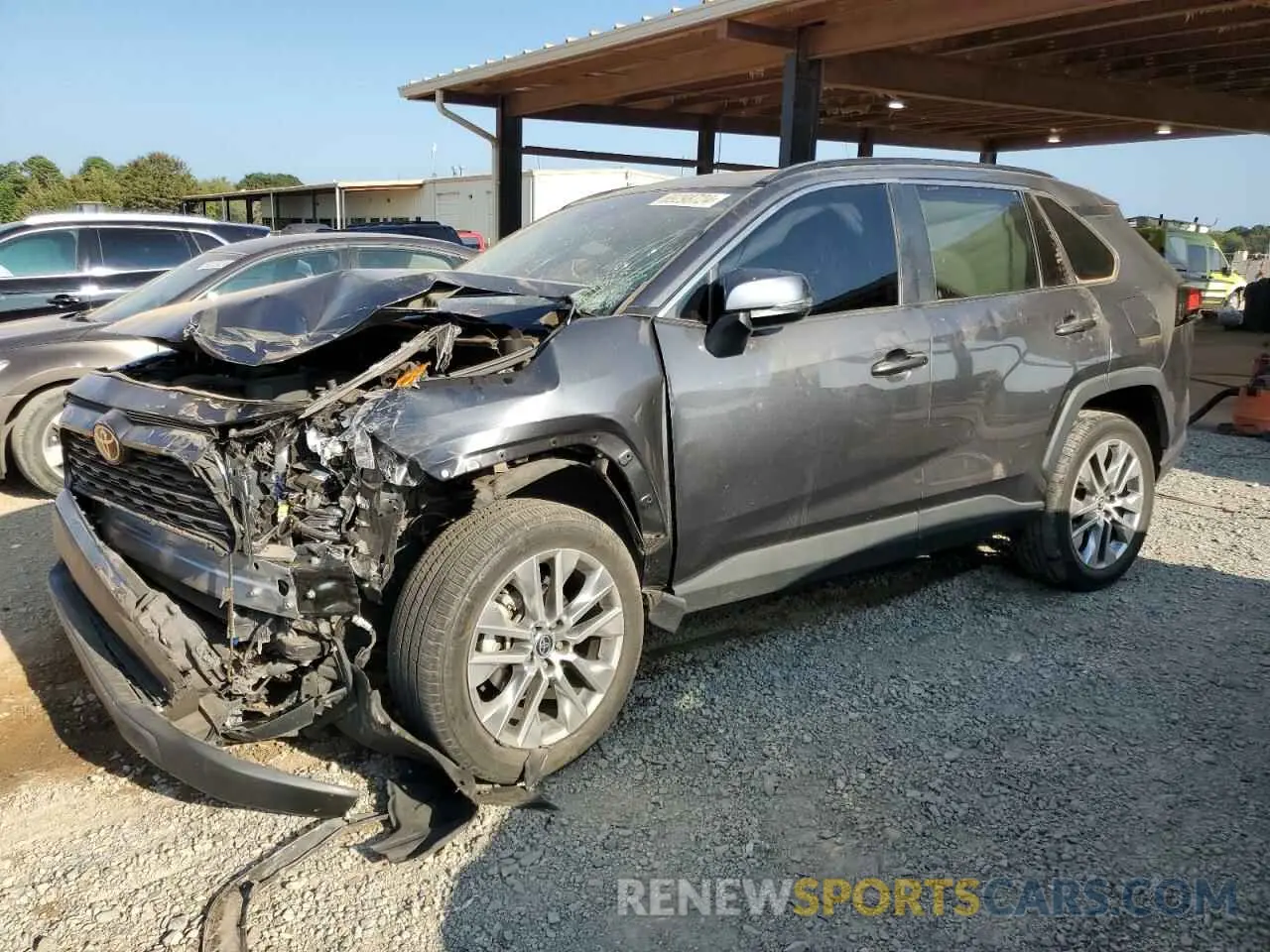 1 Photograph of a damaged car 2T3C1RFV7NC184732 TOYOTA RAV4 2022