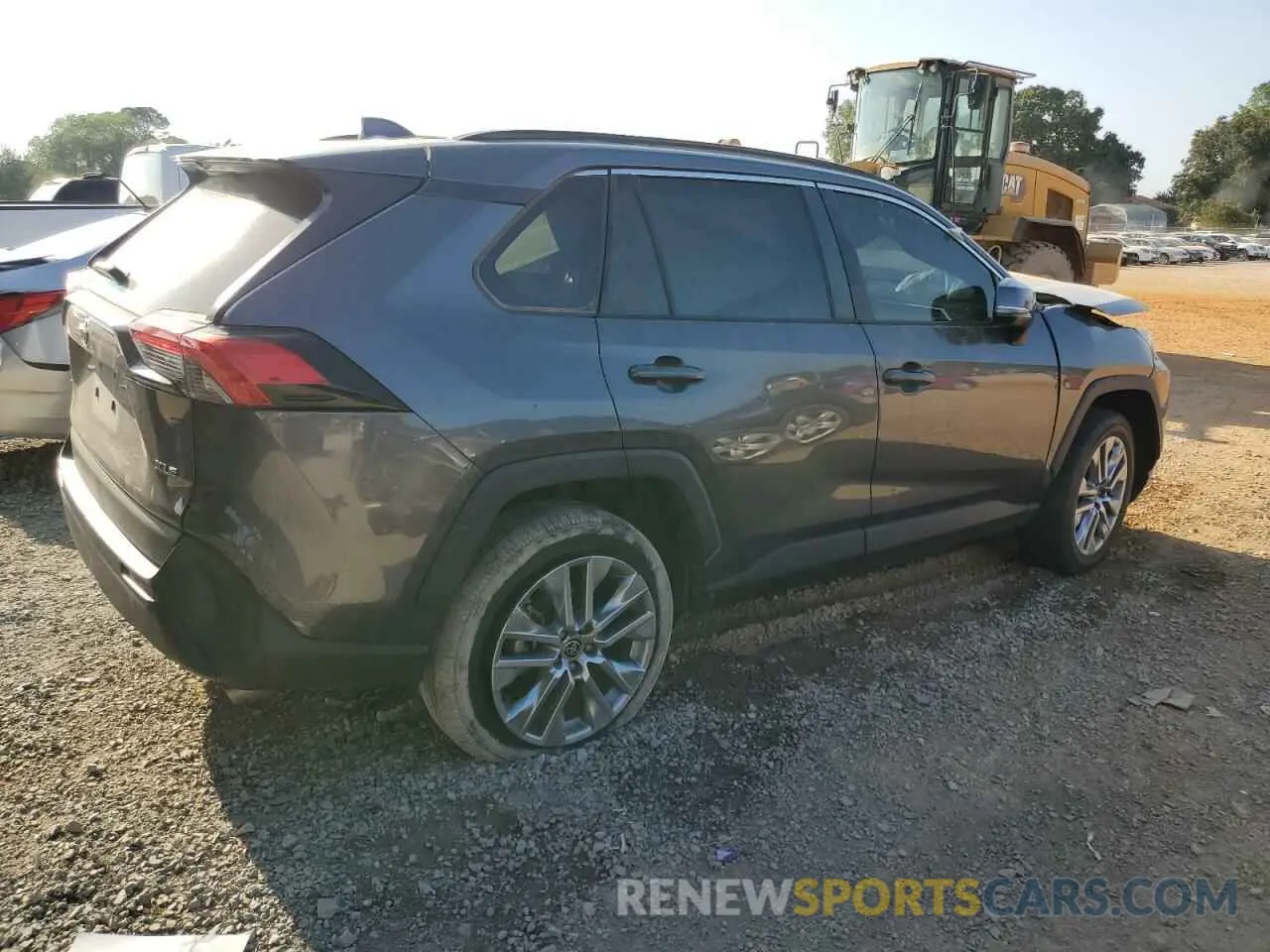 3 Photograph of a damaged car 2T3C1RFV7NC184732 TOYOTA RAV4 2022