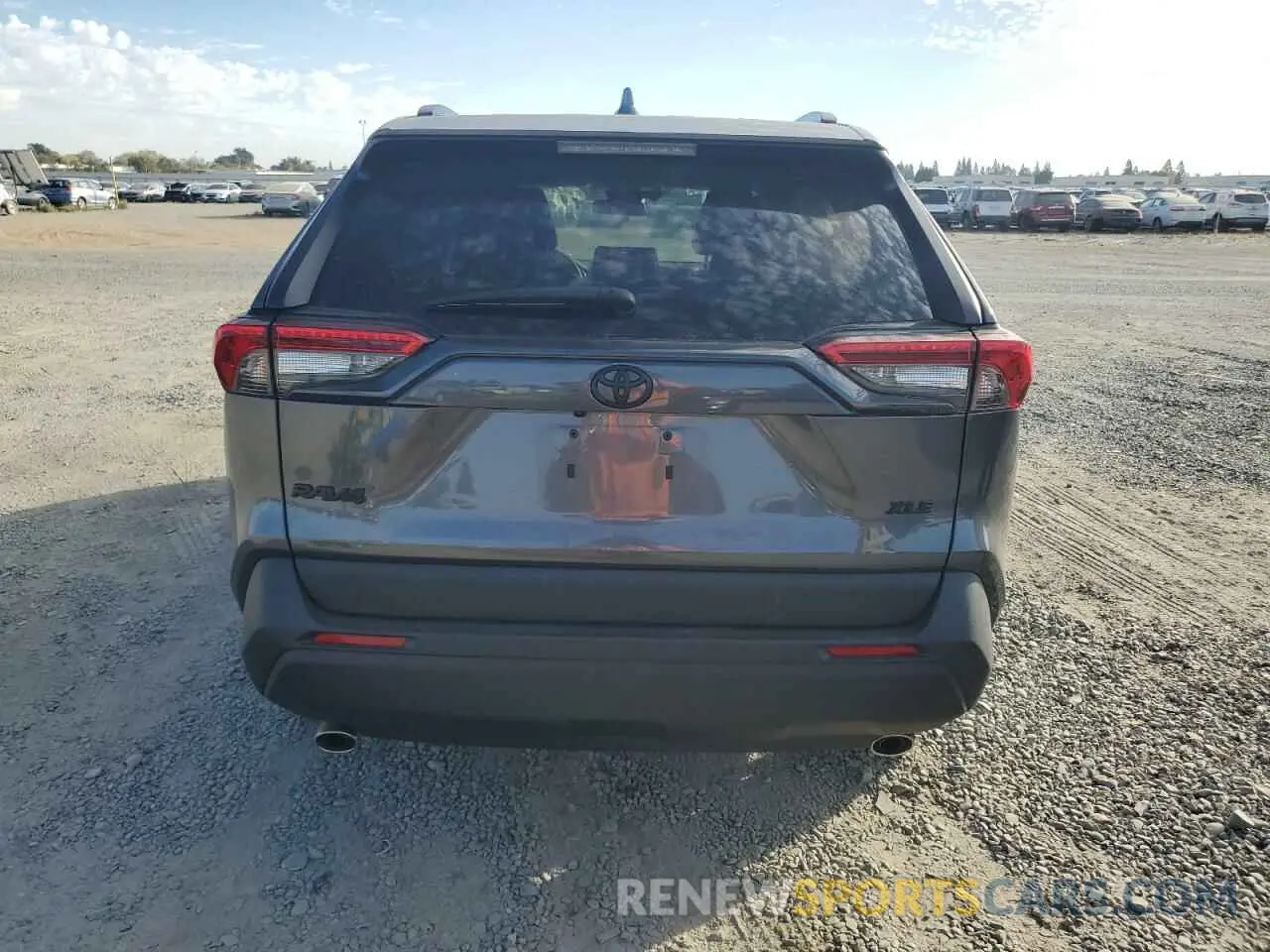 6 Photograph of a damaged car 2T3C1RFV7NC205367 TOYOTA RAV4 2022