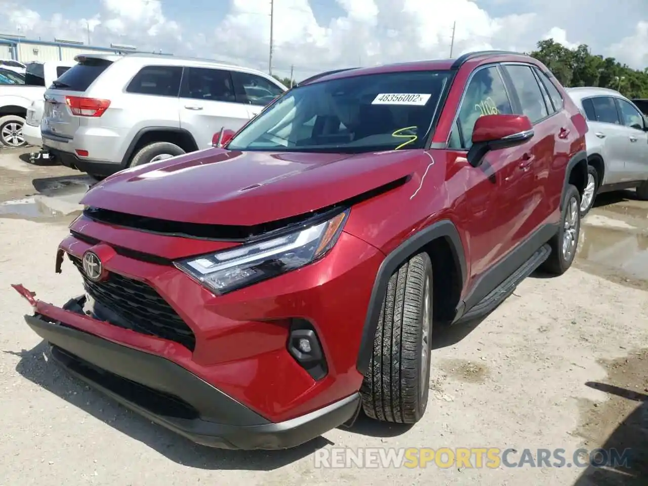 2 Photograph of a damaged car 2T3C1RFV7NW196023 TOYOTA RAV4 2022