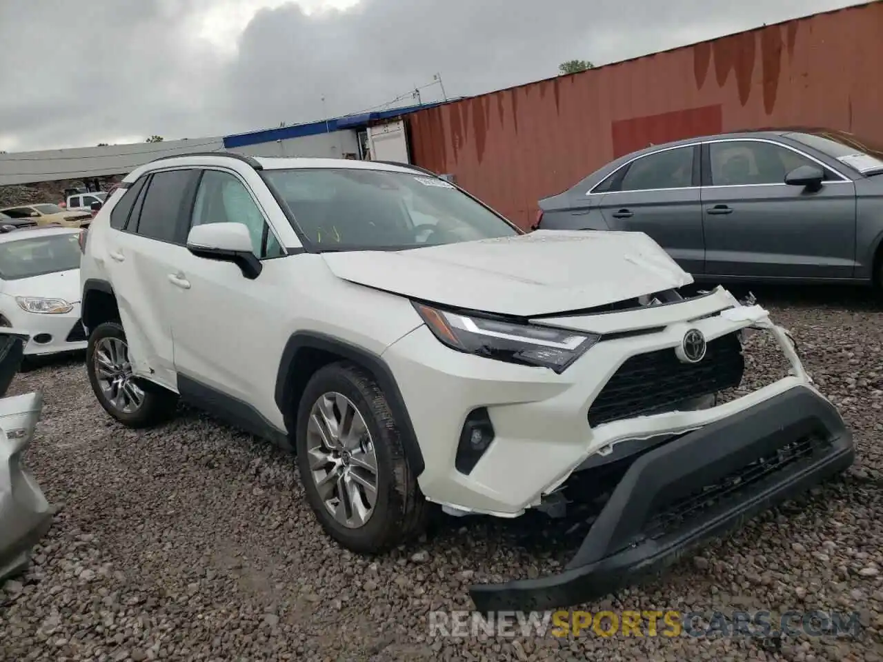 1 Photograph of a damaged car 2T3C1RFV7NW206789 TOYOTA RAV4 2022