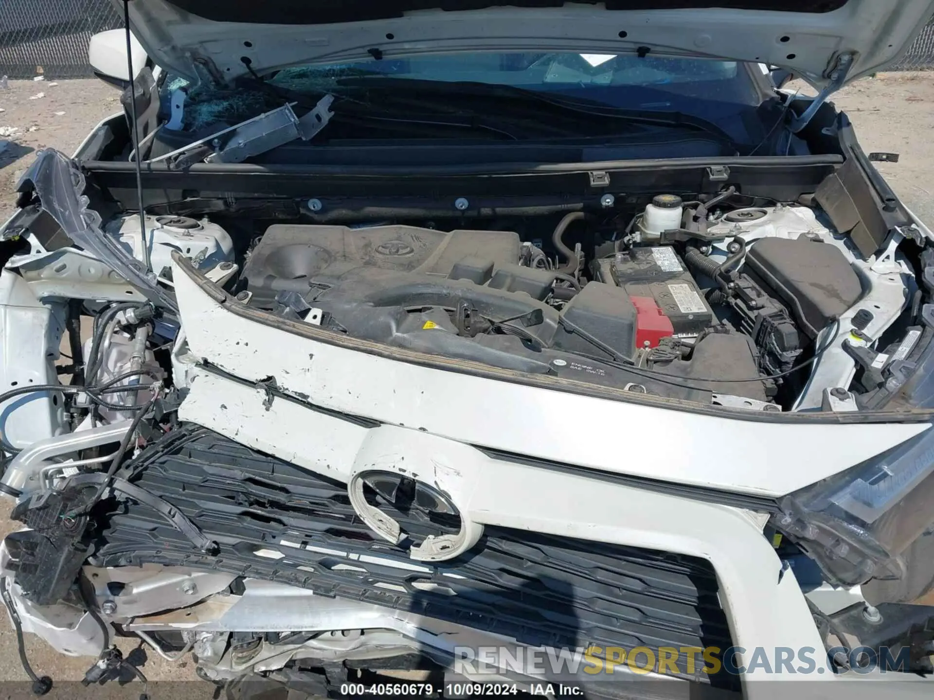 10 Photograph of a damaged car 2T3C1RFV7NW210731 TOYOTA RAV4 2022