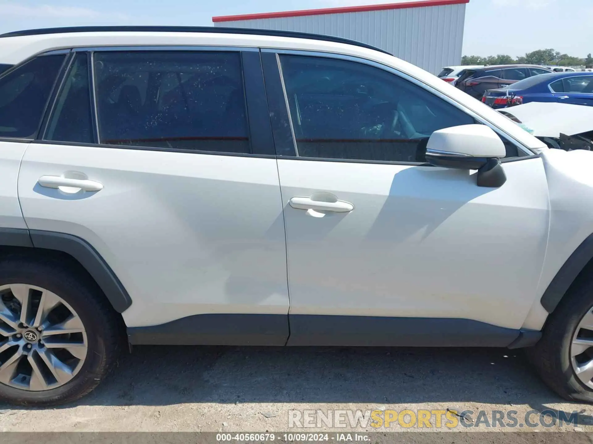 13 Photograph of a damaged car 2T3C1RFV7NW210731 TOYOTA RAV4 2022