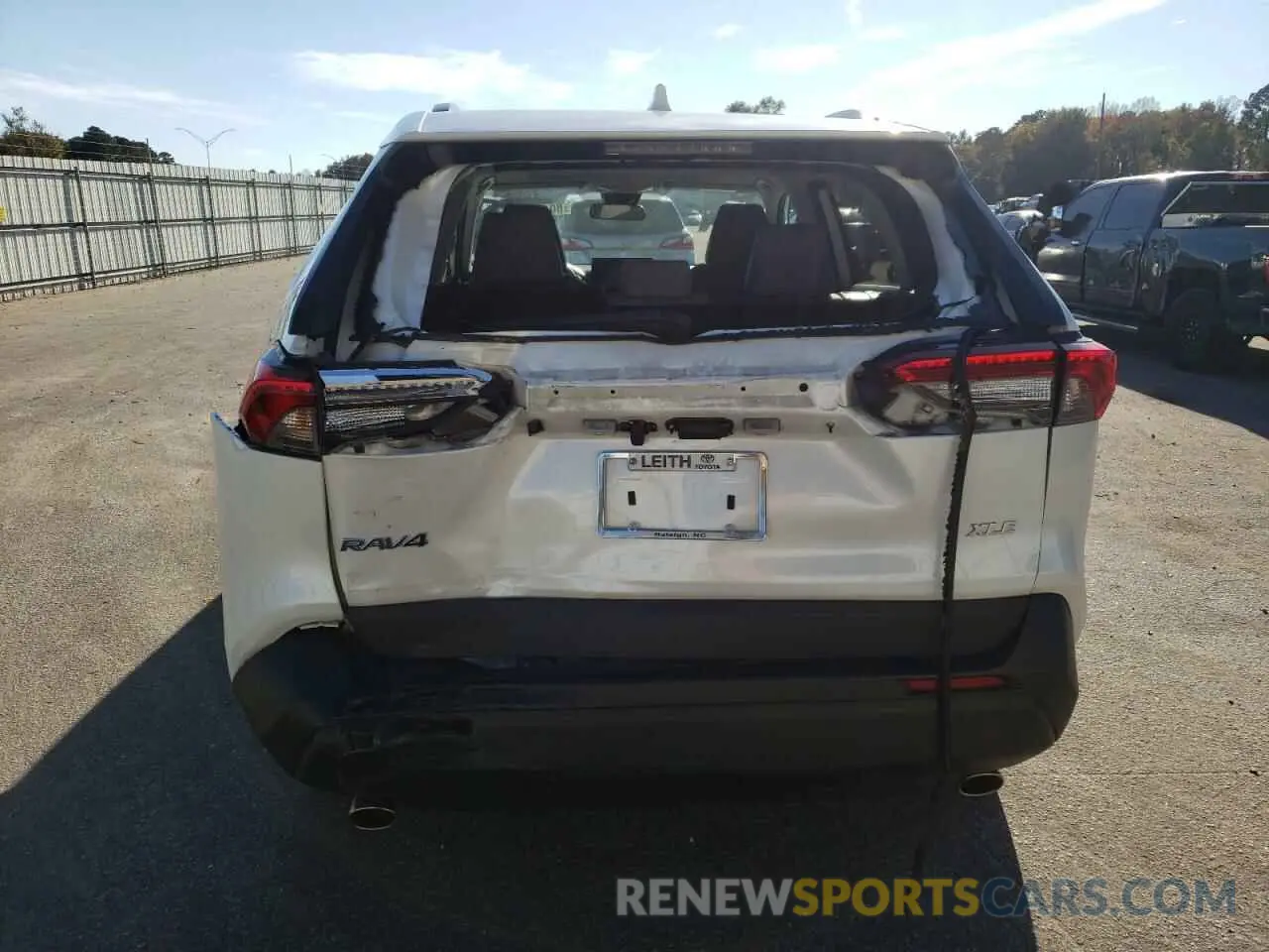 6 Photograph of a damaged car 2T3C1RFV7NW233183 TOYOTA RAV4 2022