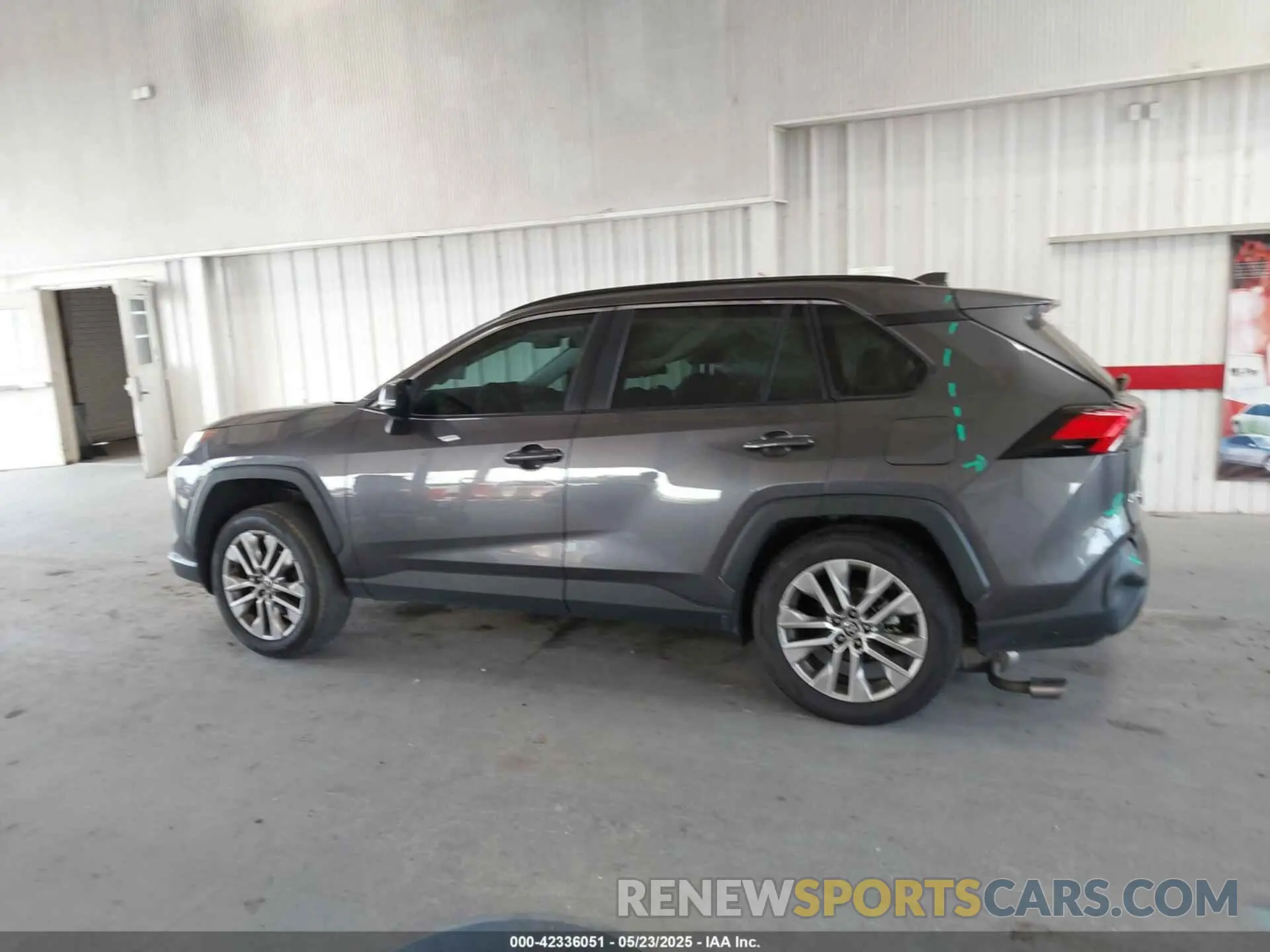 15 Photograph of a damaged car 2T3C1RFV8NC192497 TOYOTA RAV4 2022