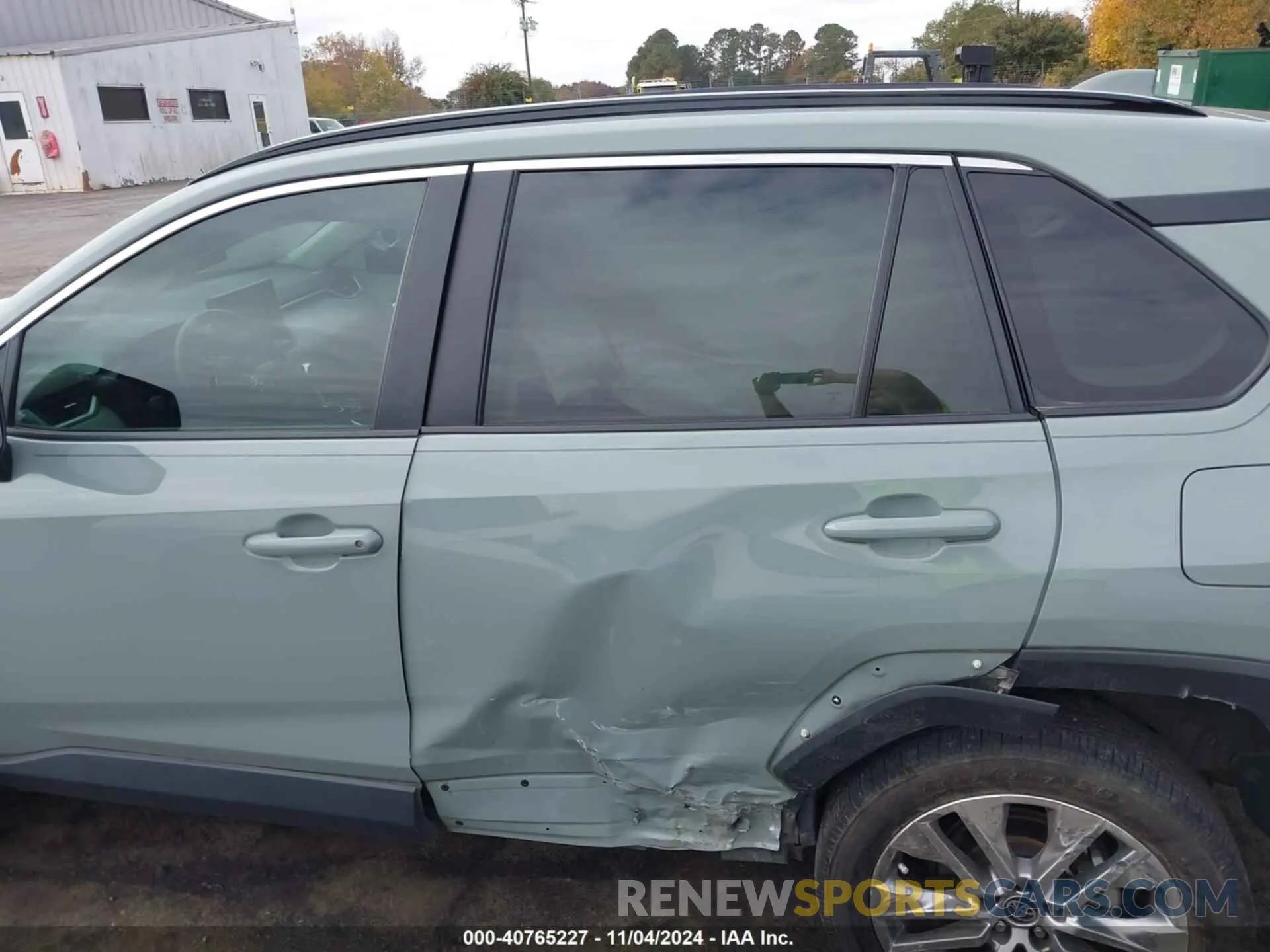 14 Photograph of a damaged car 2T3C1RFV8NW226730 TOYOTA RAV4 2022