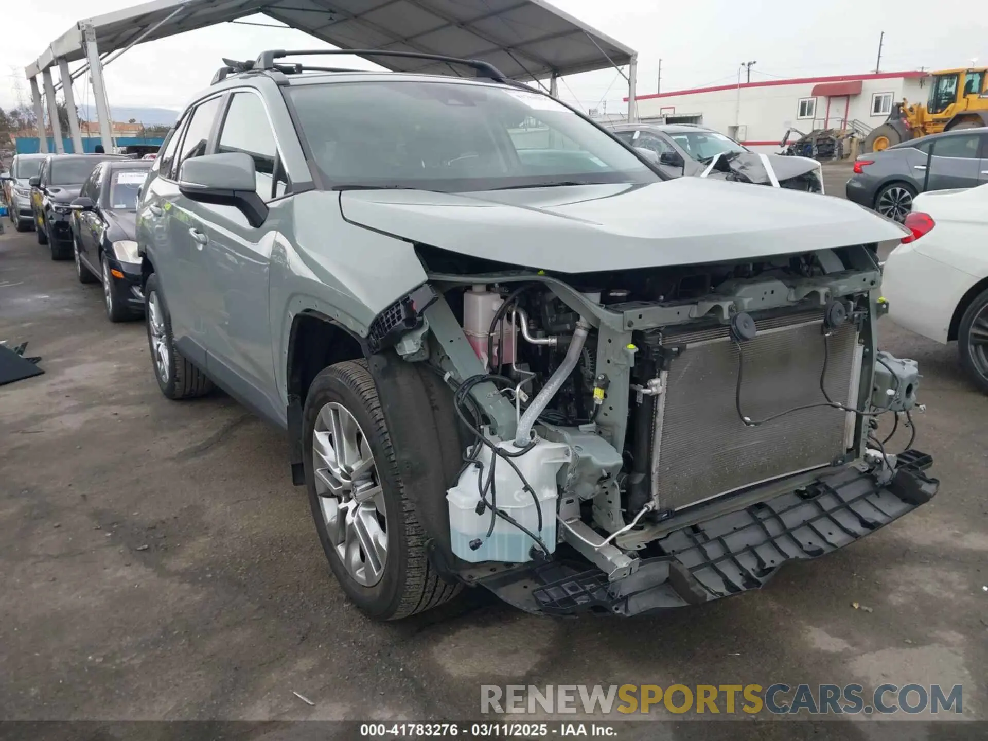 1 Photograph of a damaged car 2T3C1RFV8NW236772 TOYOTA RAV4 2022