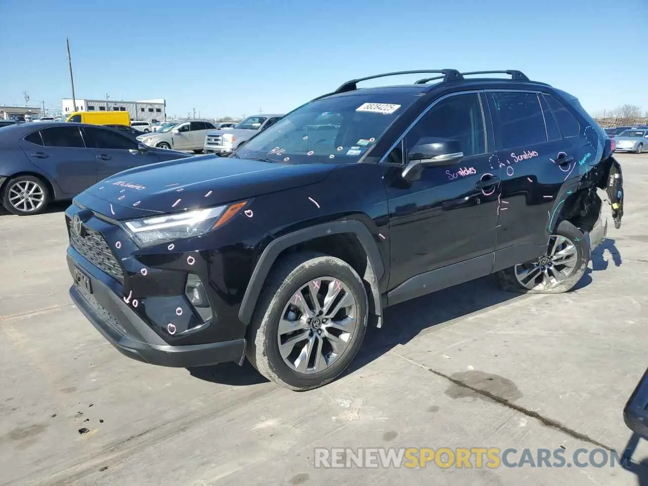 1 Photograph of a damaged car 2T3C1RFV9NC206083 TOYOTA RAV4 2022