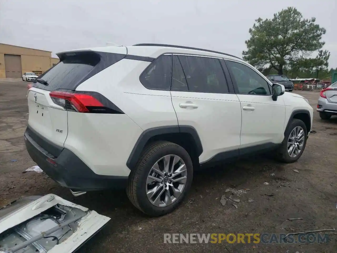 3 Photograph of a damaged car 2T3C1RFV9NW207734 TOYOTA RAV4 2022