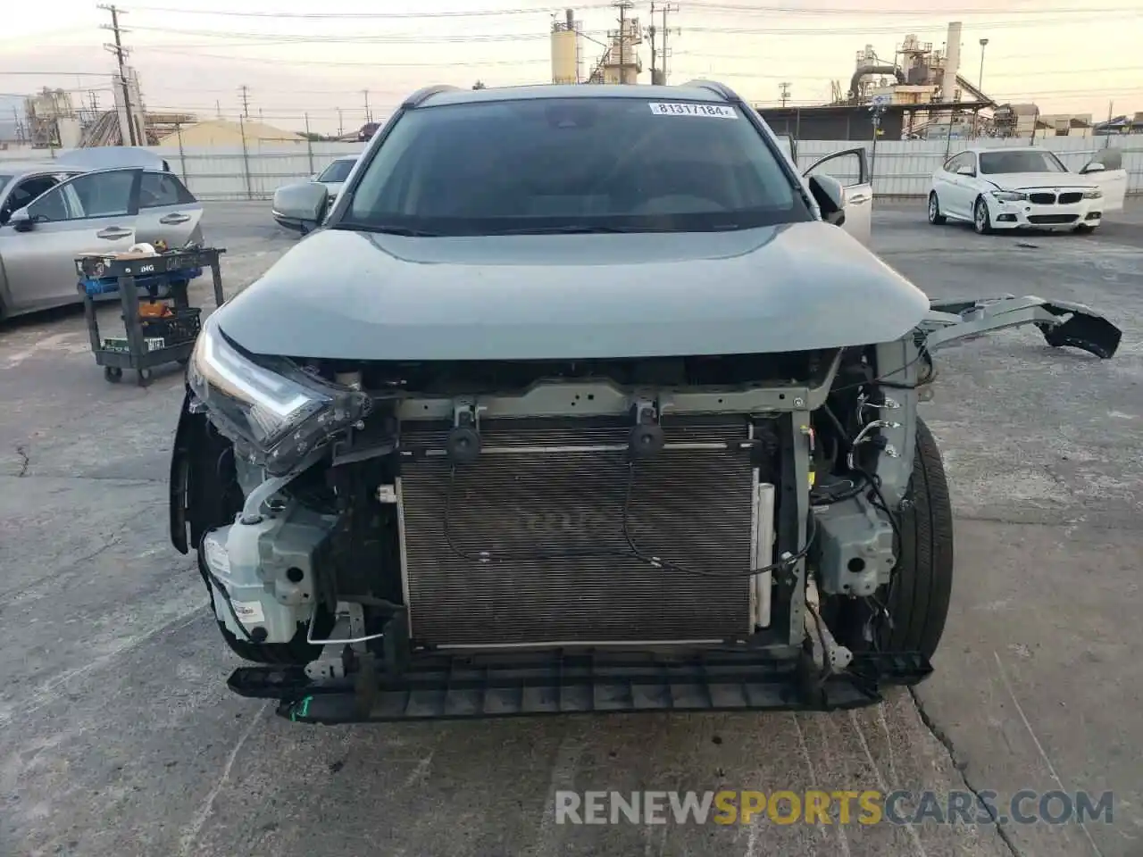 5 Photograph of a damaged car 2T3C1RFV9NW221892 TOYOTA RAV4 2022