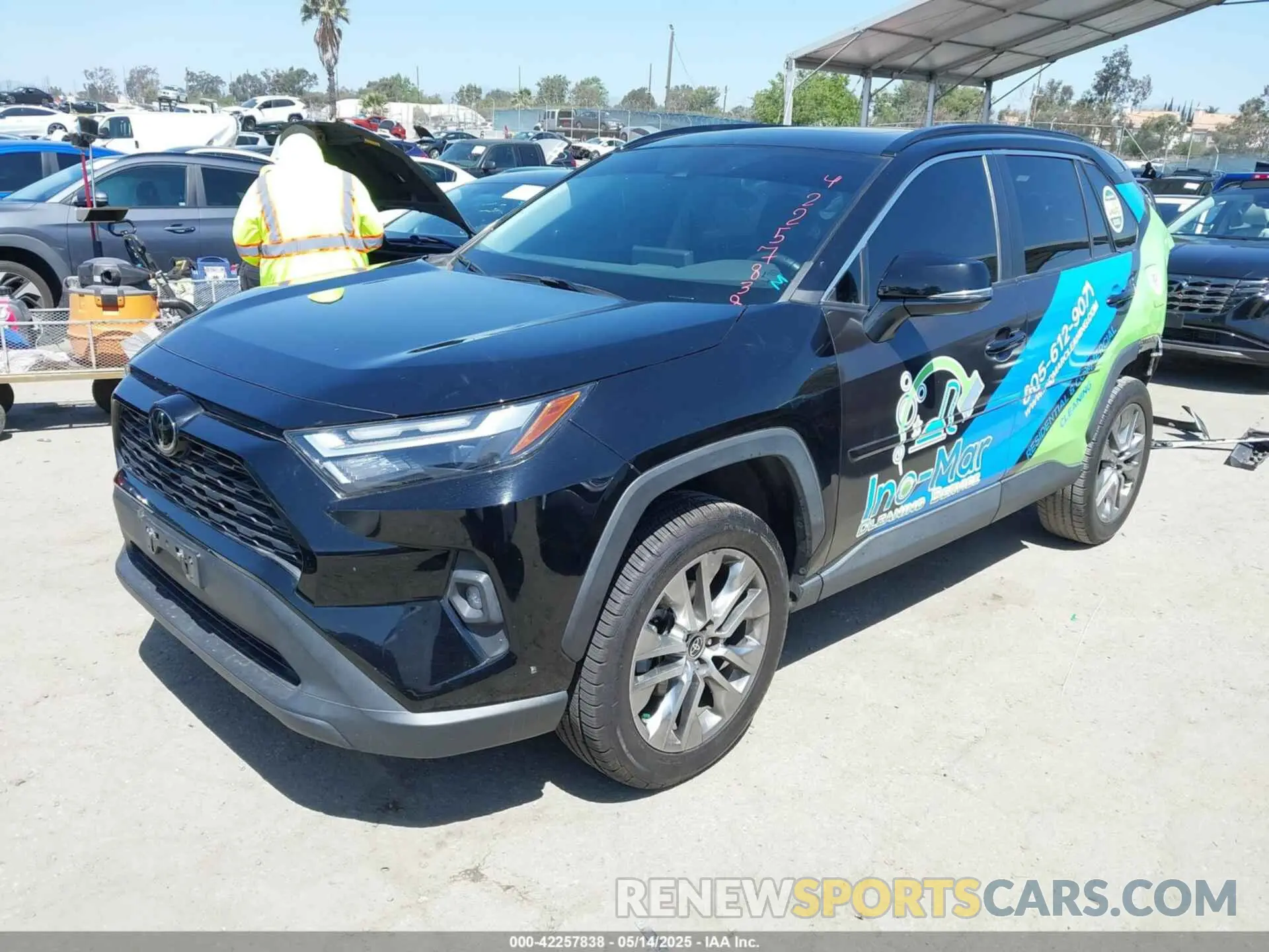 2 Photograph of a damaged car 2T3C1RFVXNC189679 TOYOTA RAV4 2022