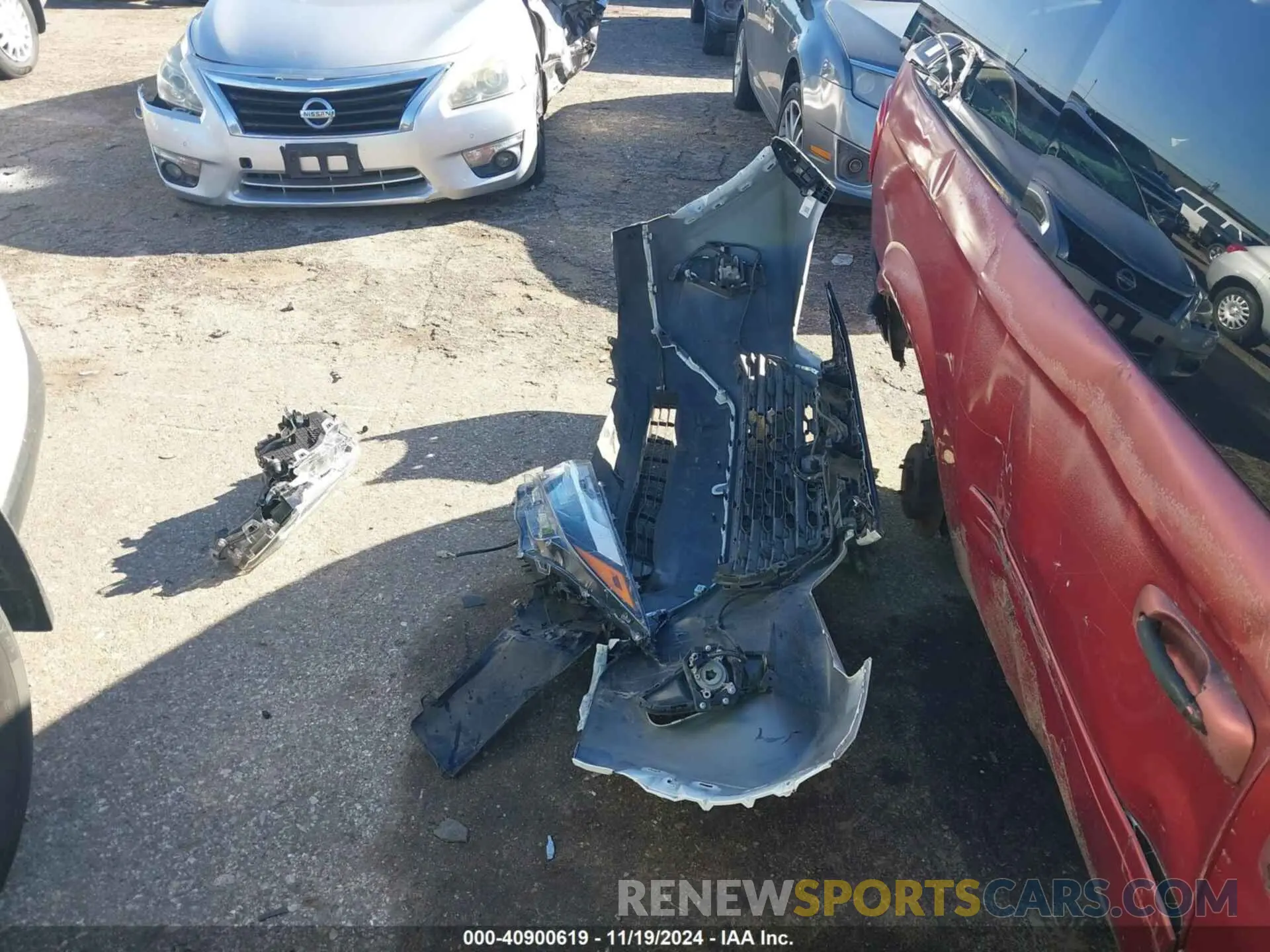 12 Photograph of a damaged car 2T3C1RFVXNW186005 TOYOTA RAV4 2022