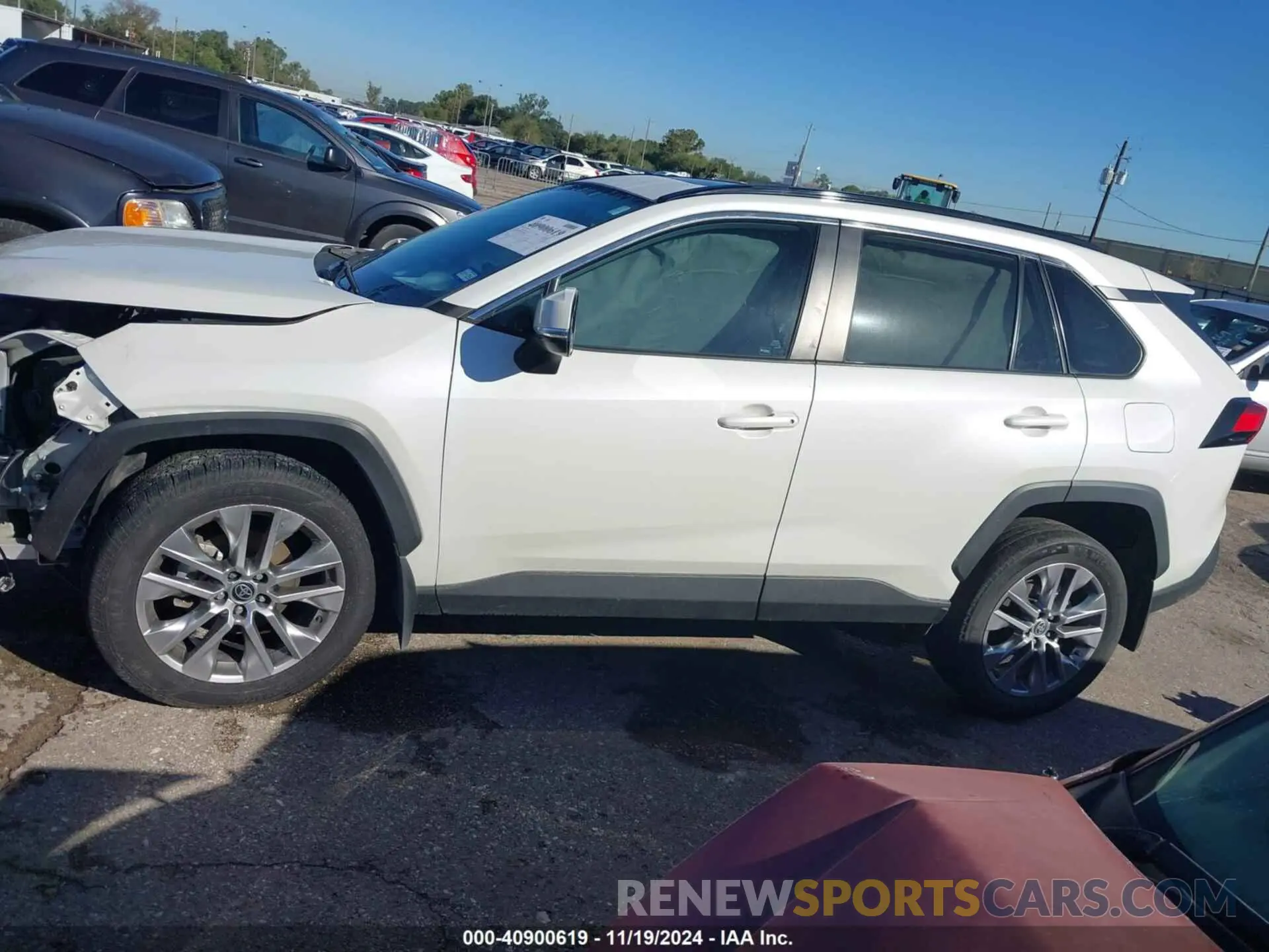 15 Photograph of a damaged car 2T3C1RFVXNW186005 TOYOTA RAV4 2022