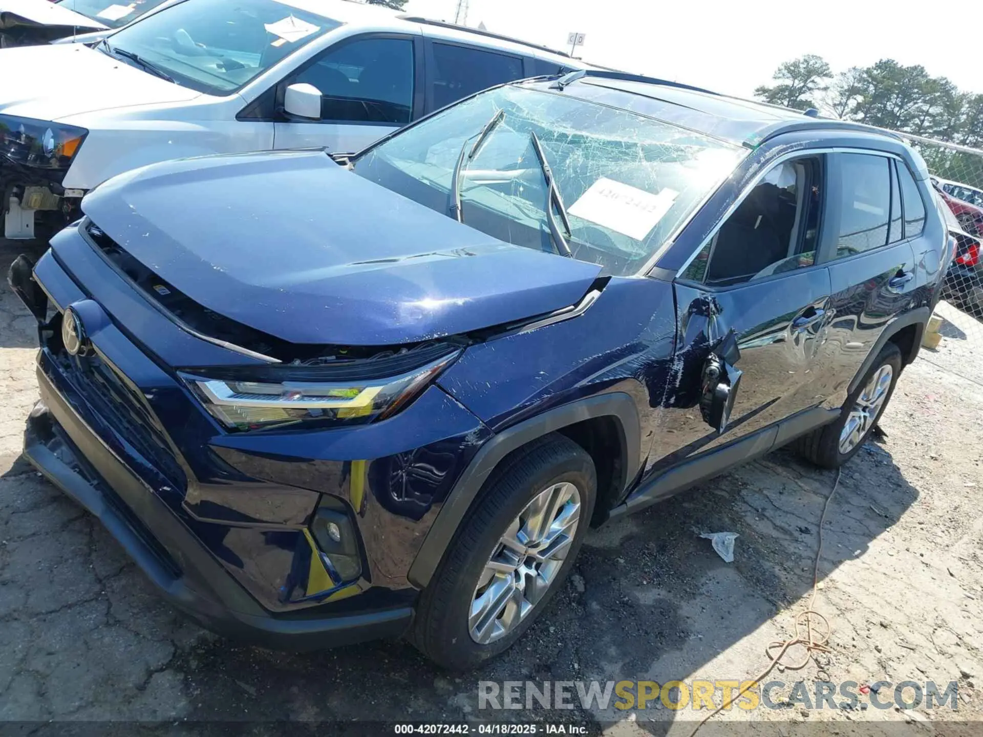 2 Photograph of a damaged car 2T3C1RFVXNW231752 TOYOTA RAV4 2022