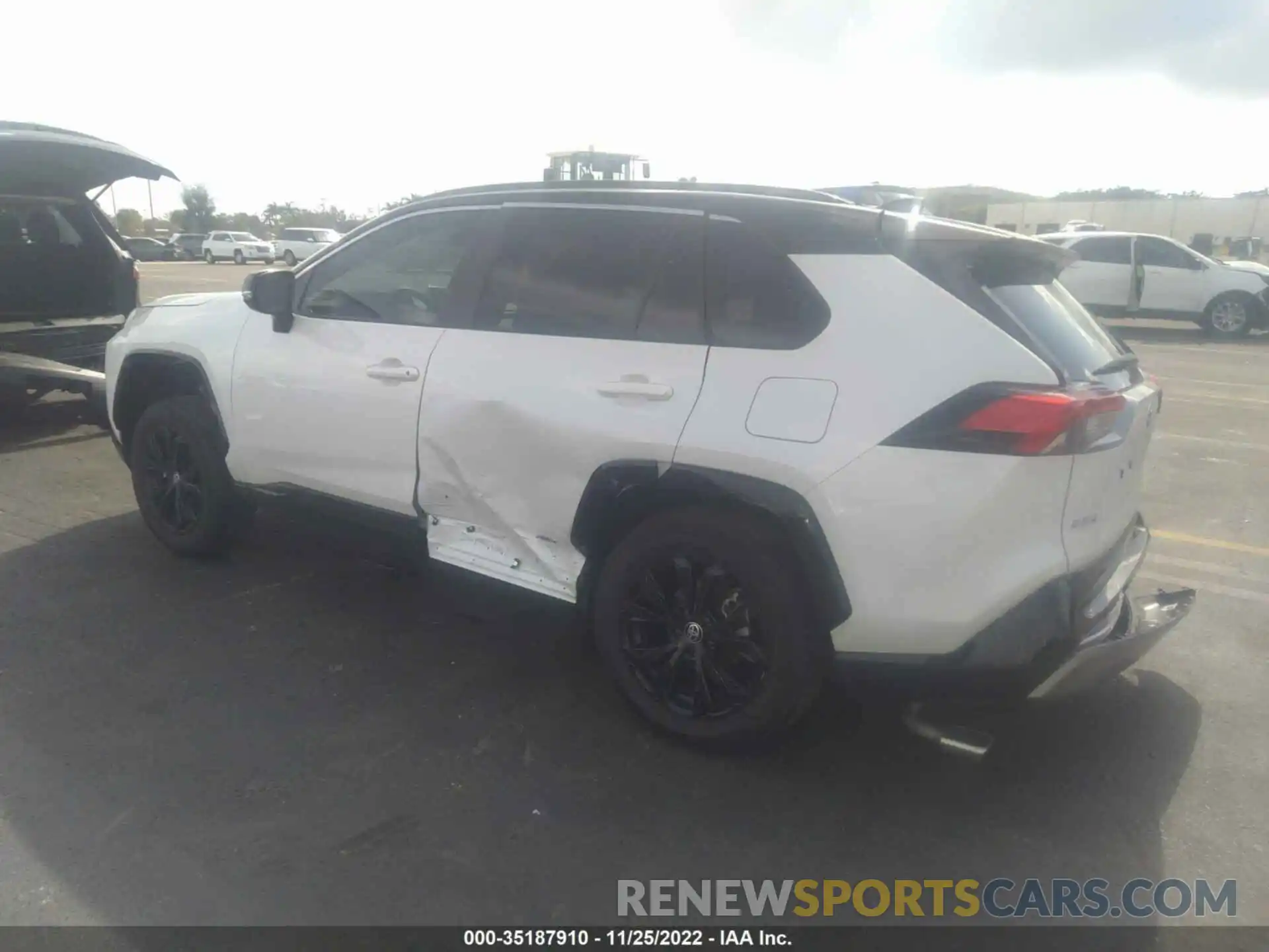 3 Photograph of a damaged car 2T3E6RFV1NW034270 TOYOTA RAV4 2022