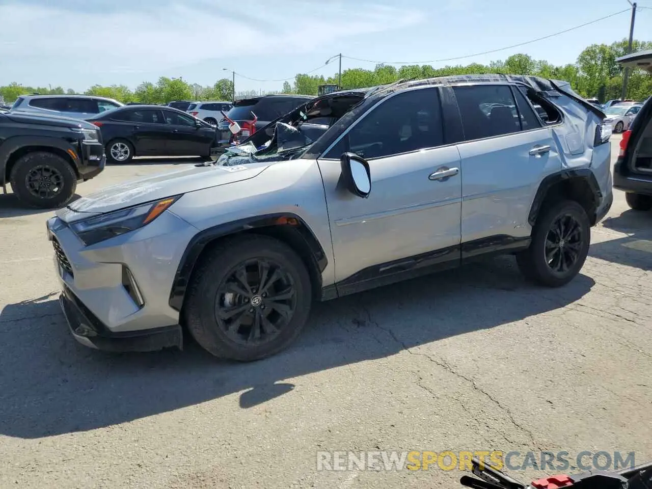 1 Photograph of a damaged car 2T3E6RFVXNW032033 TOYOTA RAV4 2022