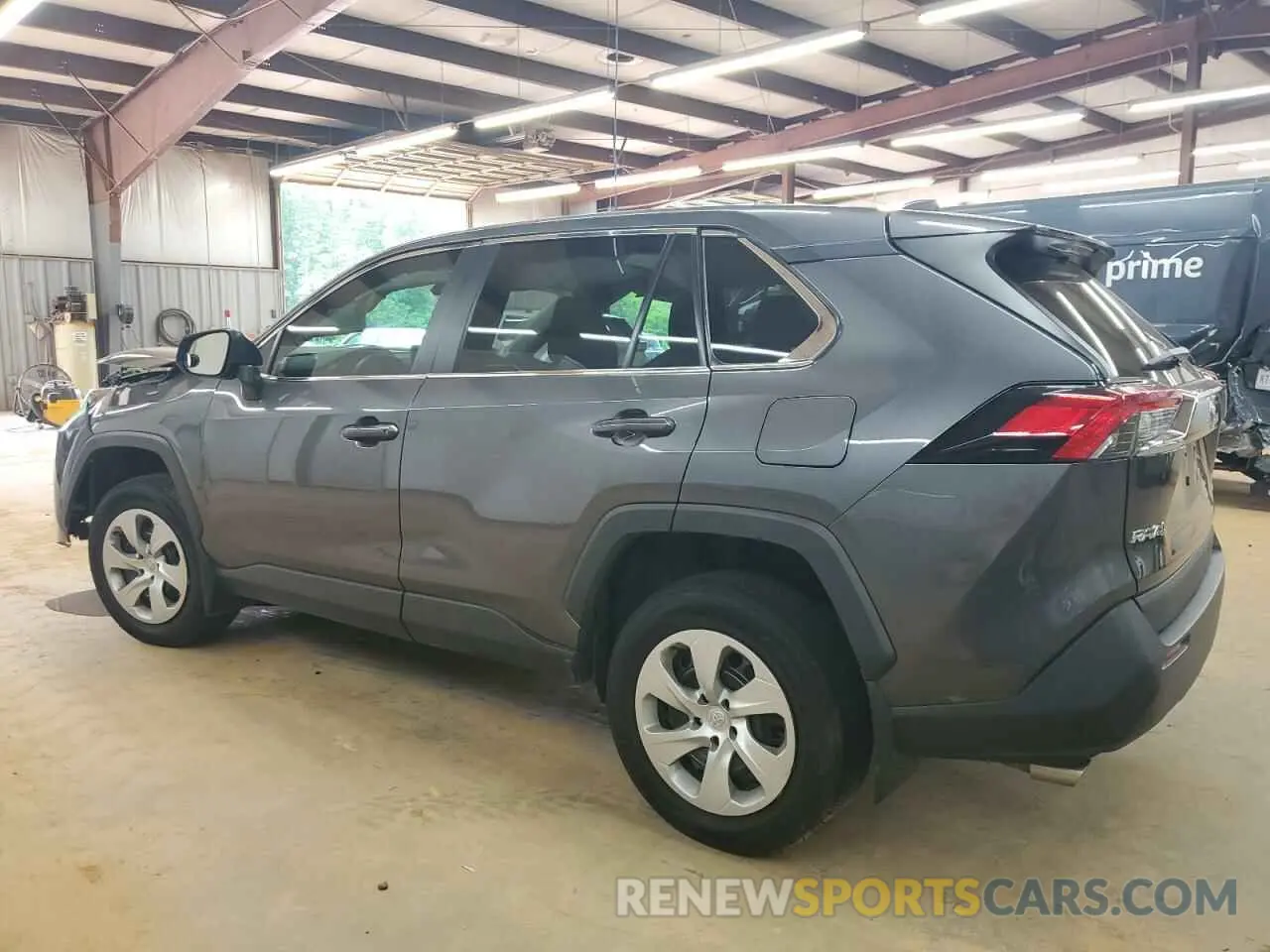 2 Photograph of a damaged car 2T3F1RFV0NC258215 TOYOTA RAV4 2022
